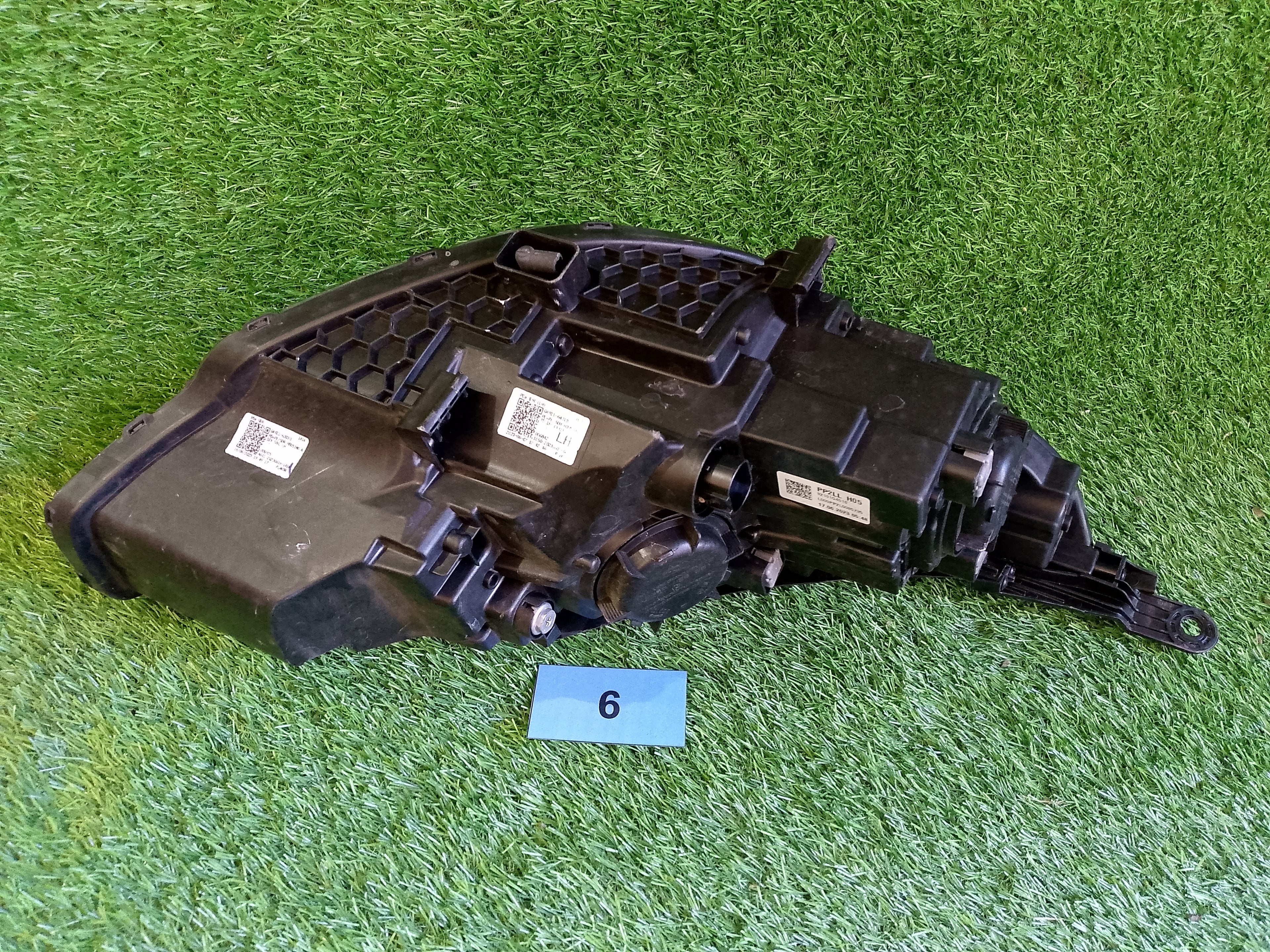 Přední levé světlo Hyundai i30 92101G4510