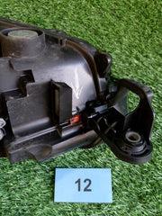 Škoda Scala pravé přední světlo 657941016c - opravované