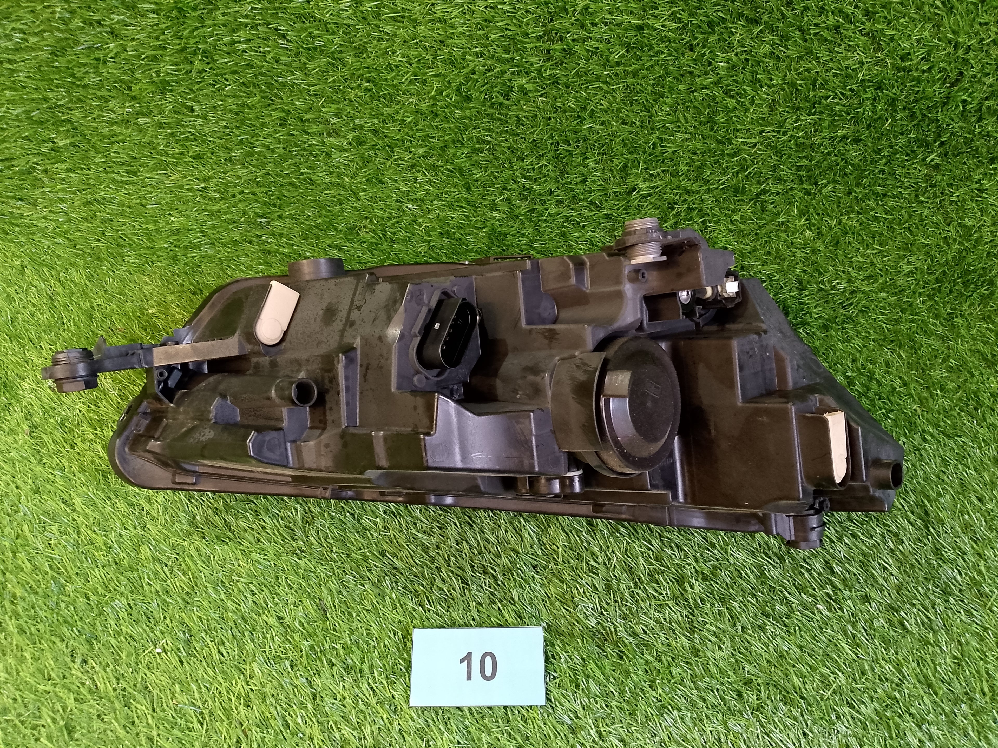 Škoda Fabia IV, 4 levé světlo 6vb941015