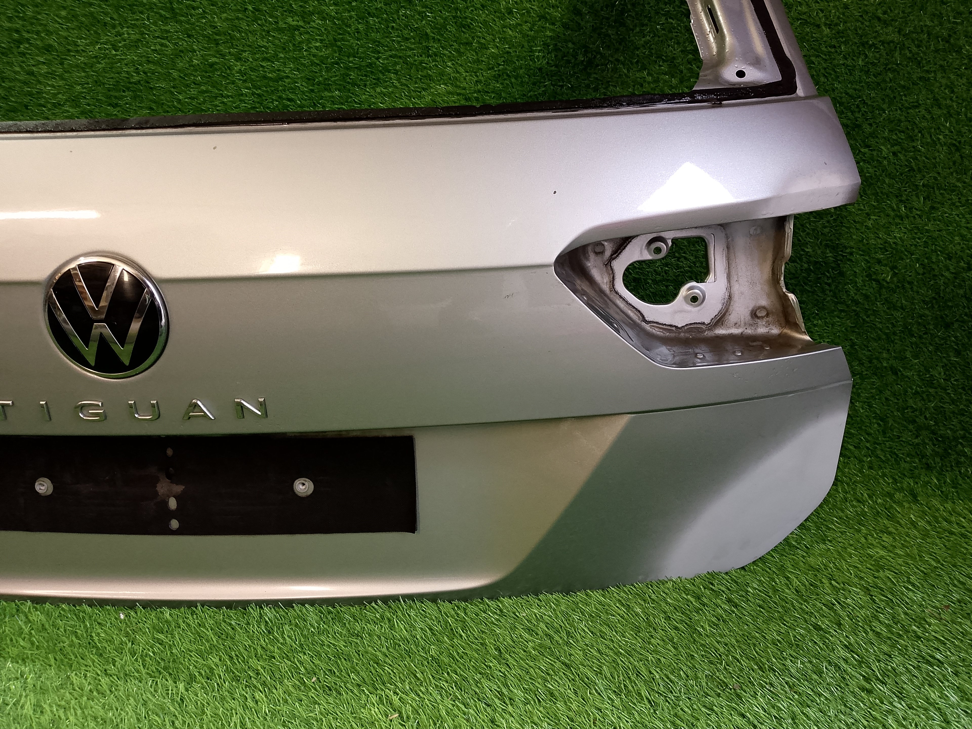 VW Tiguan páté dveře, kufrové, víko kufru