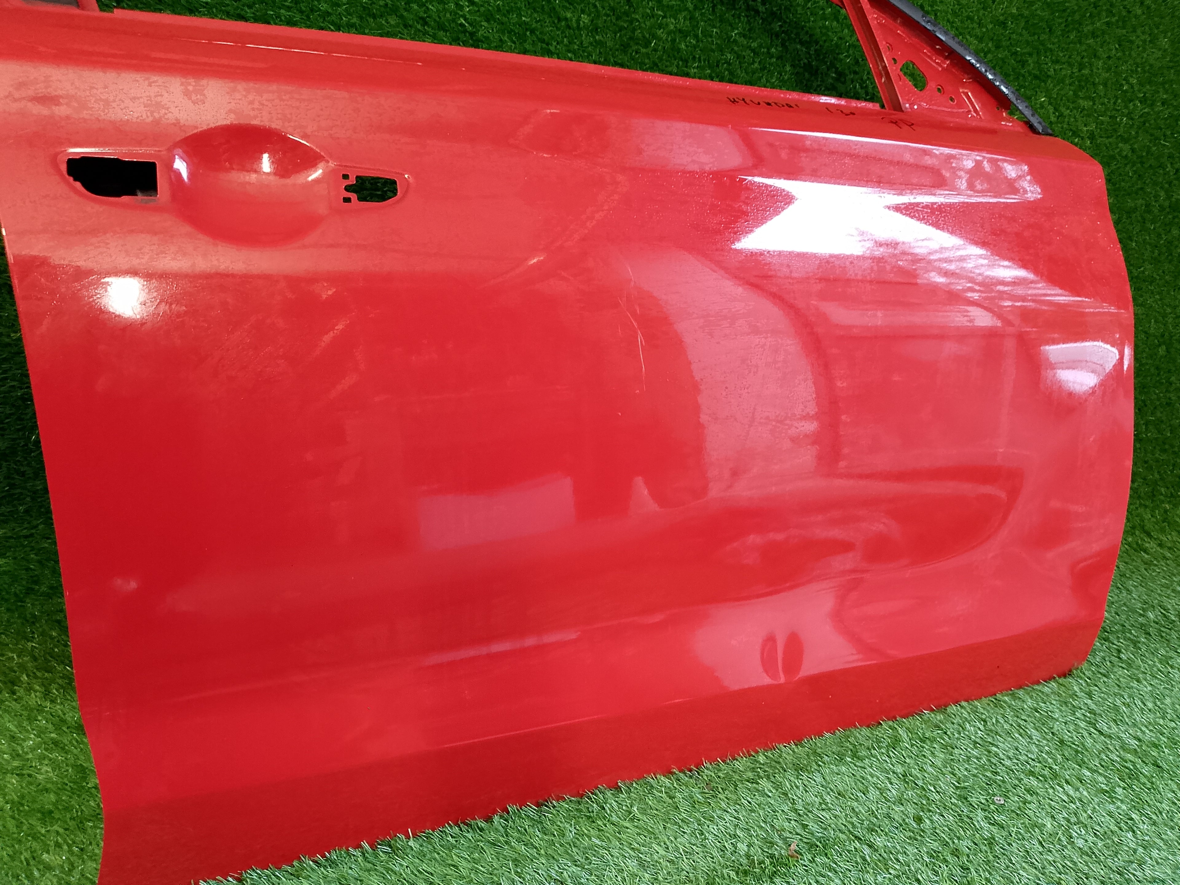 Pravé přední dveře Hyundai i30