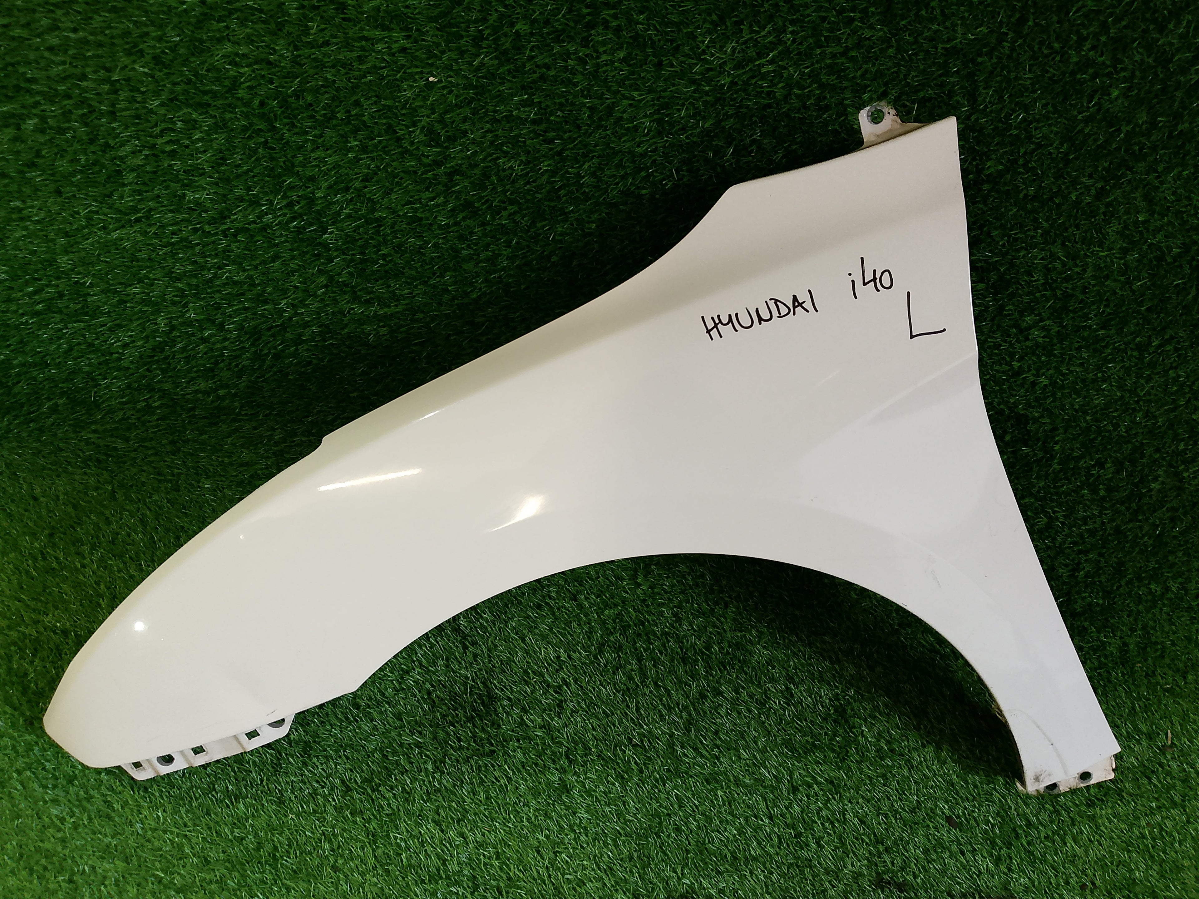 Levý blatník Hyundai i40