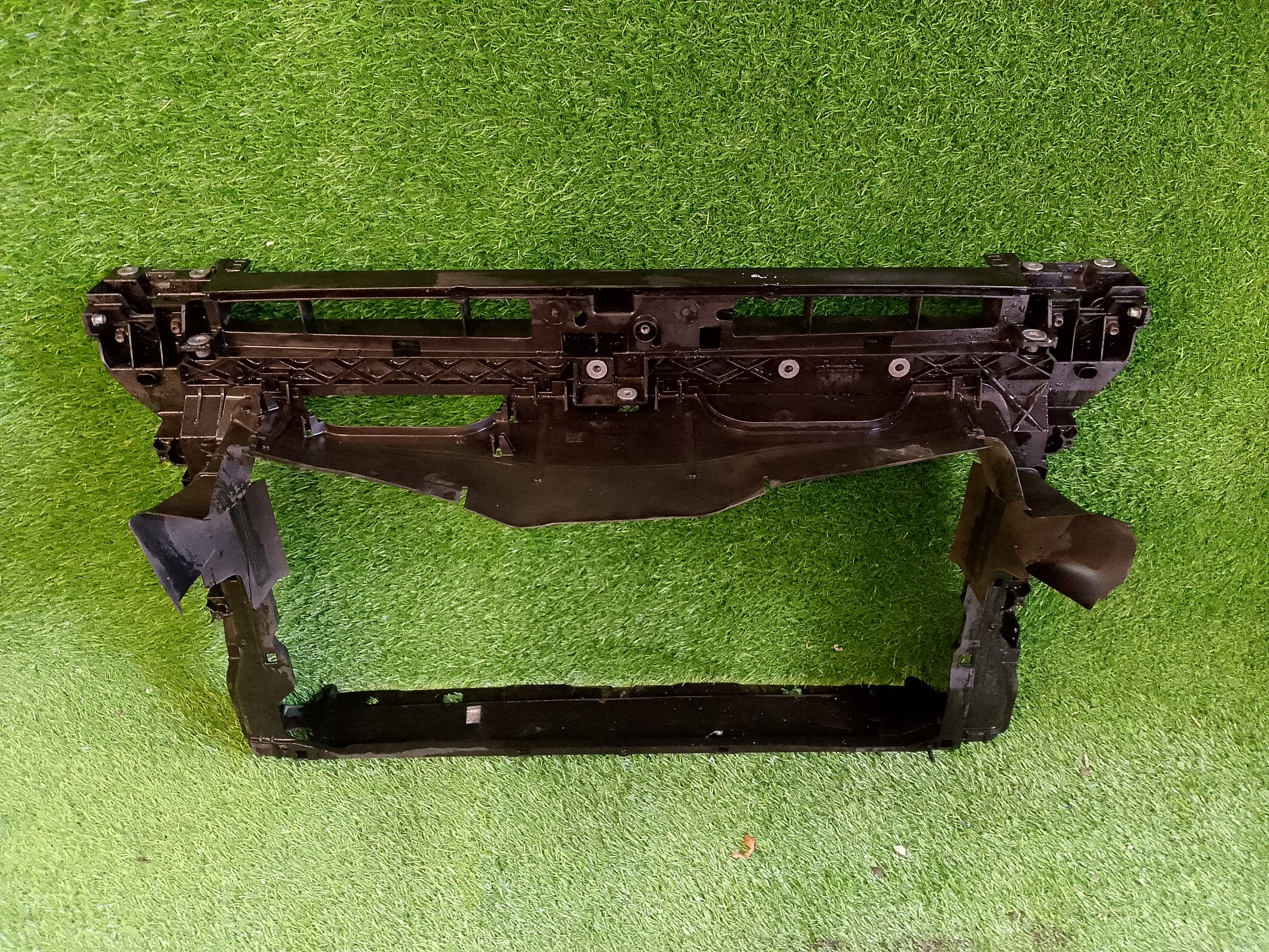 Chladičová stěna Škoda Superb III, 3 FACE