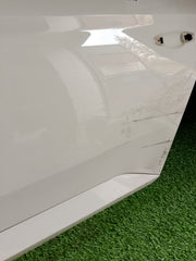 Škoda Superb III, 3 levé zadní dveře sedan