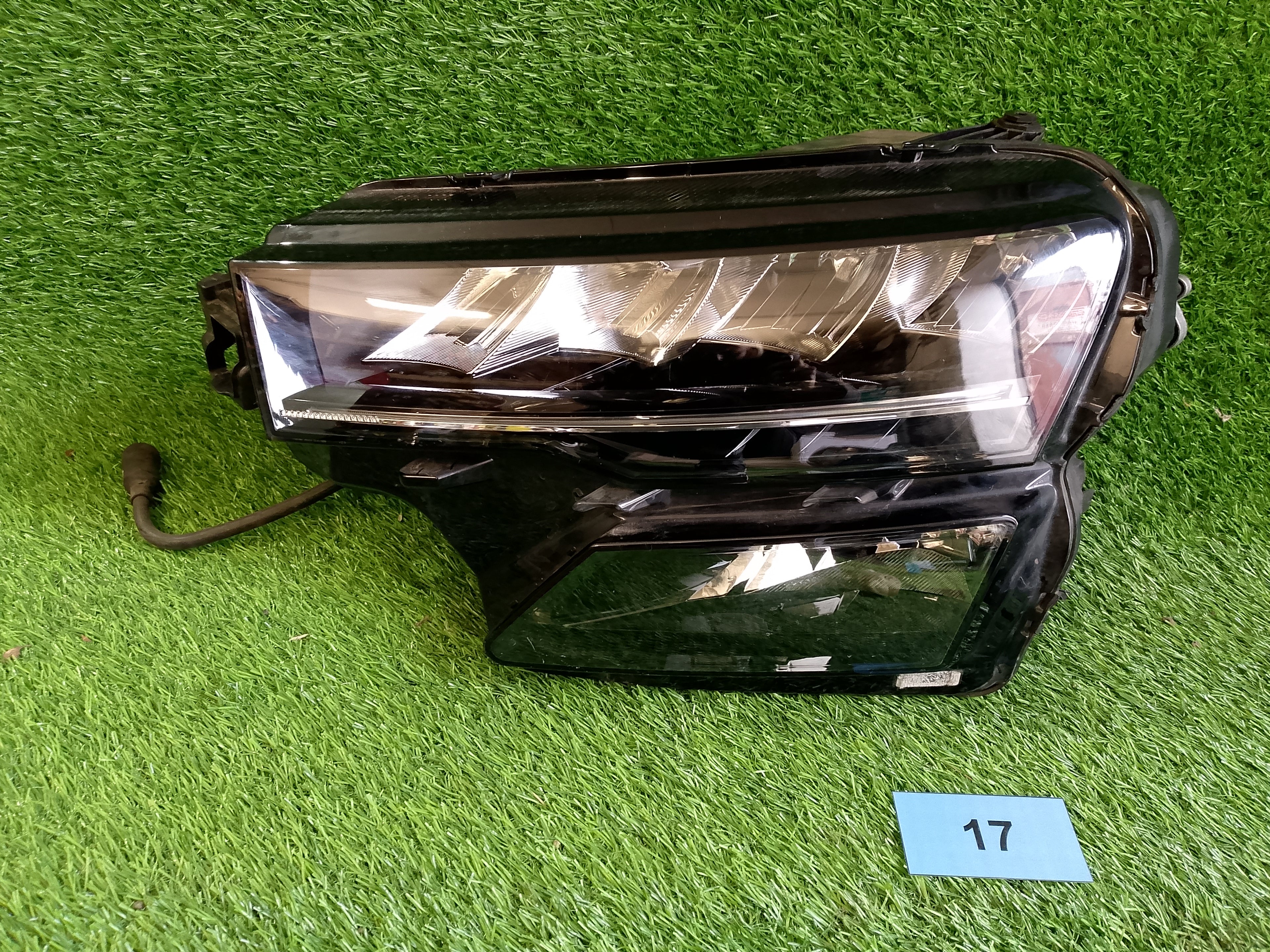 Levé přední světlo ŠKODA Karoq face 57B941009