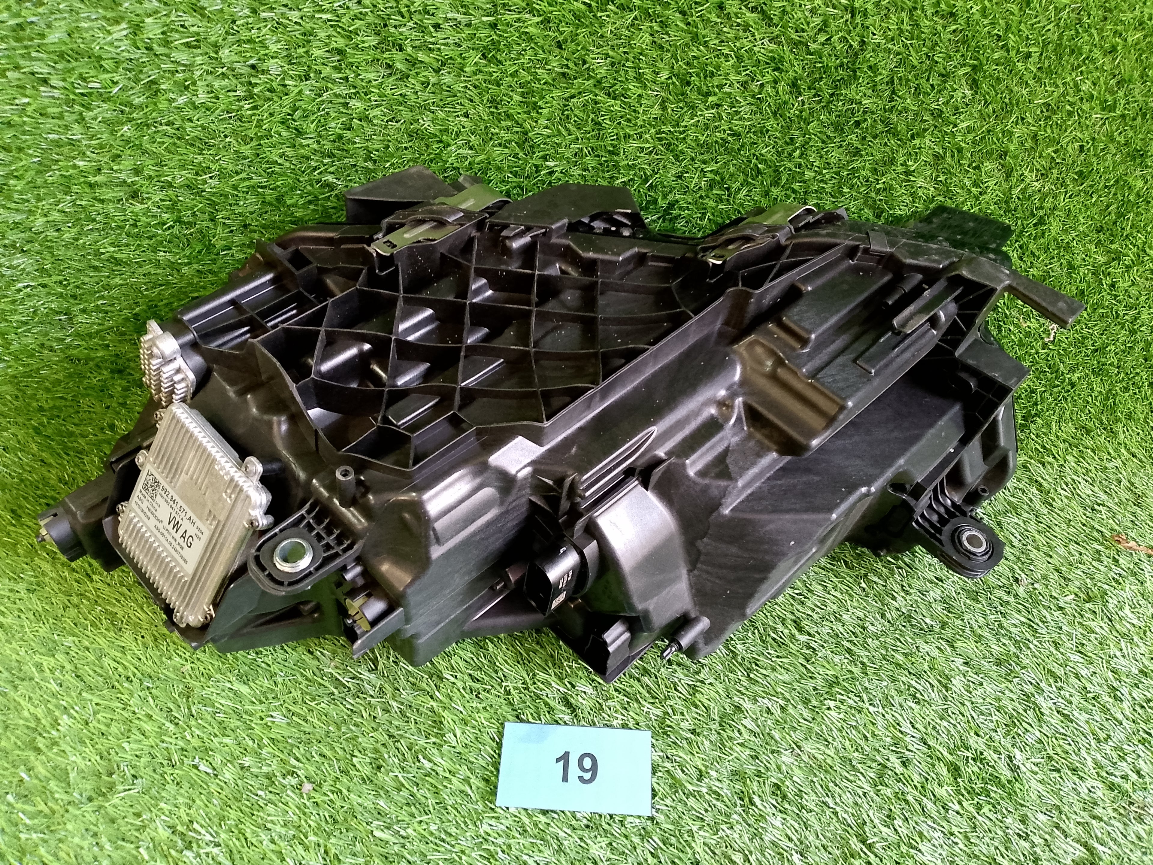 Škoda Octavia IV, 4 facelift pravé světlo 5E4941010