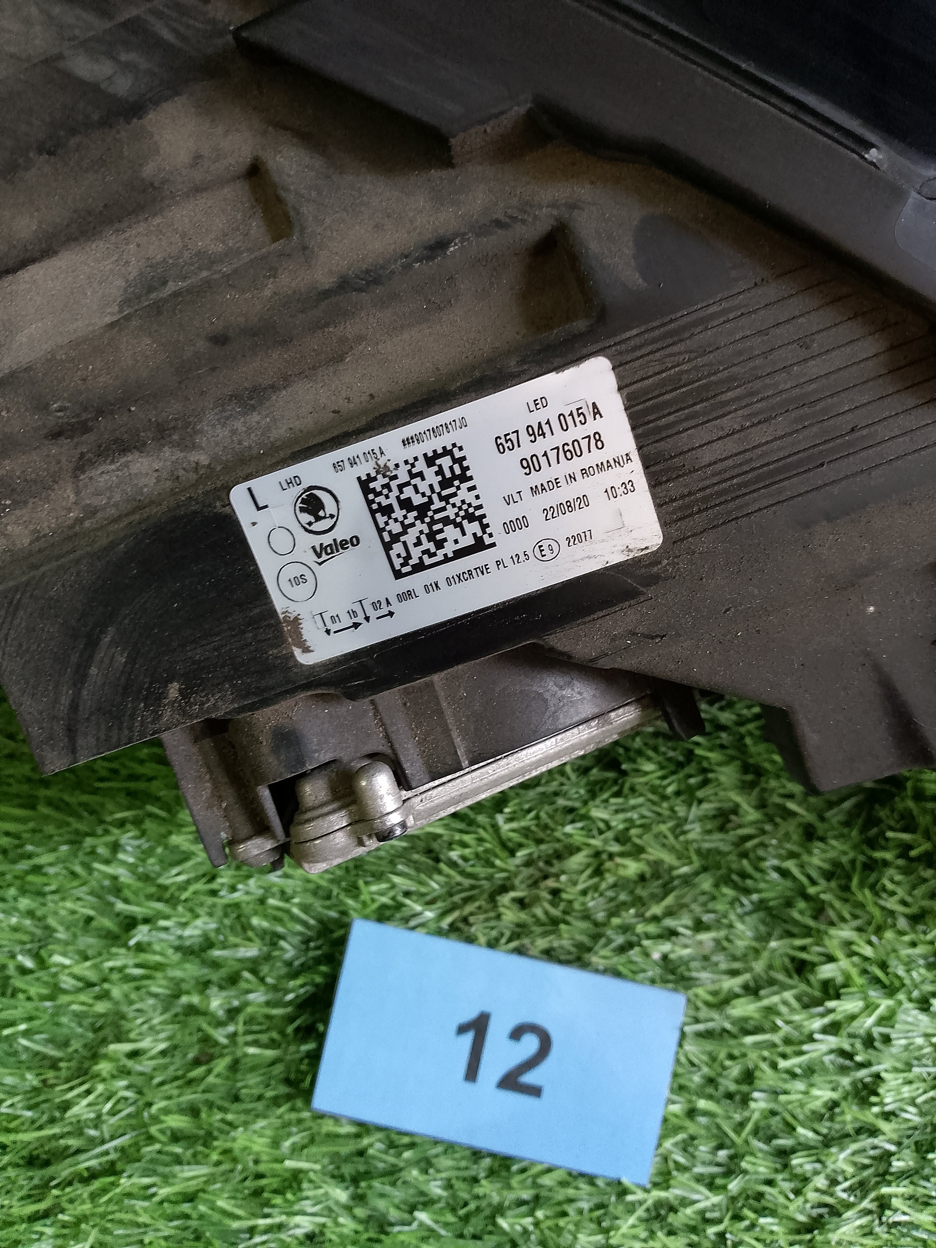 Škoda Scala světlo levé full led 657941015A