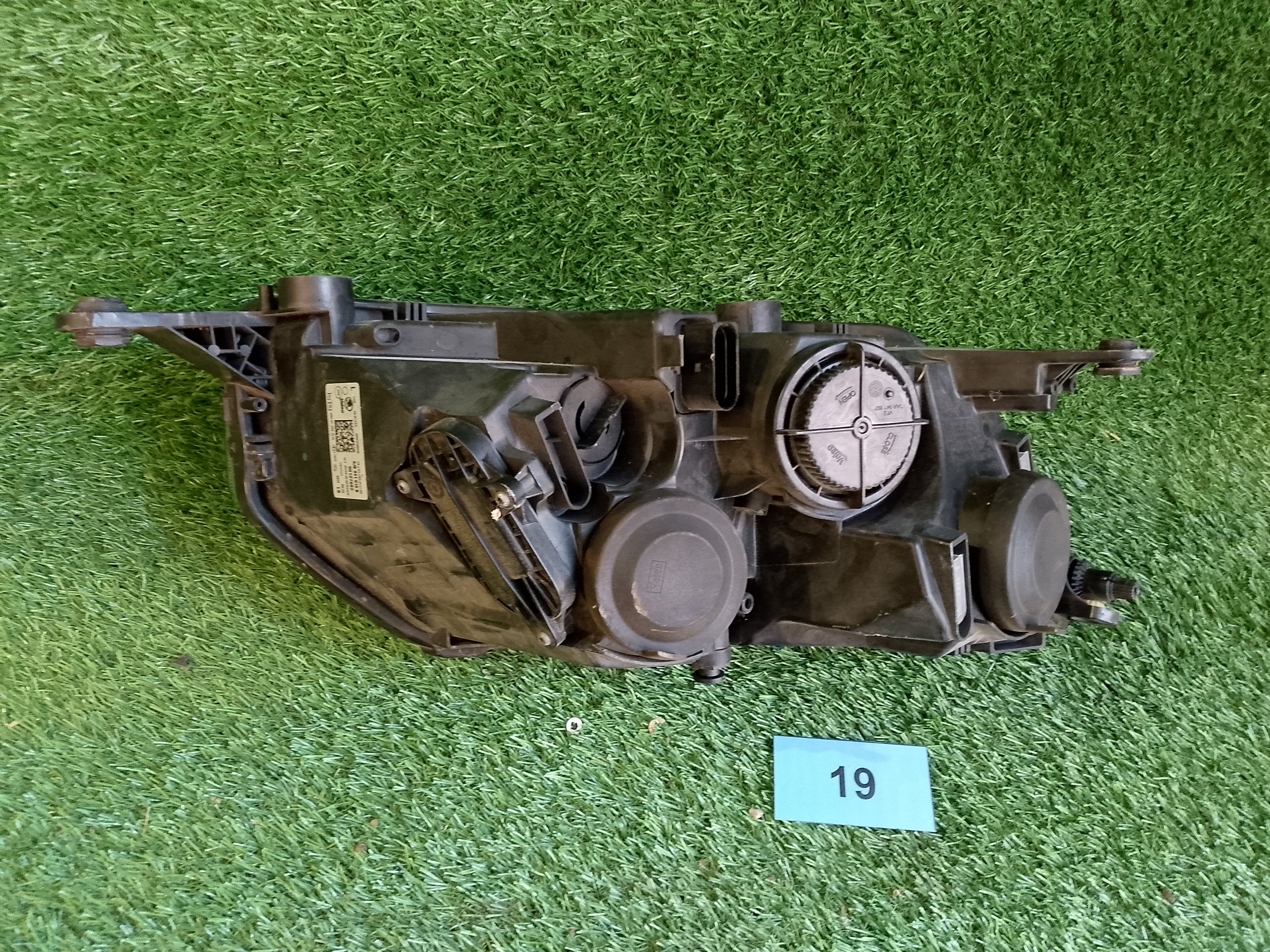 Škoda Rapid přední levé světlo 5jb941015d