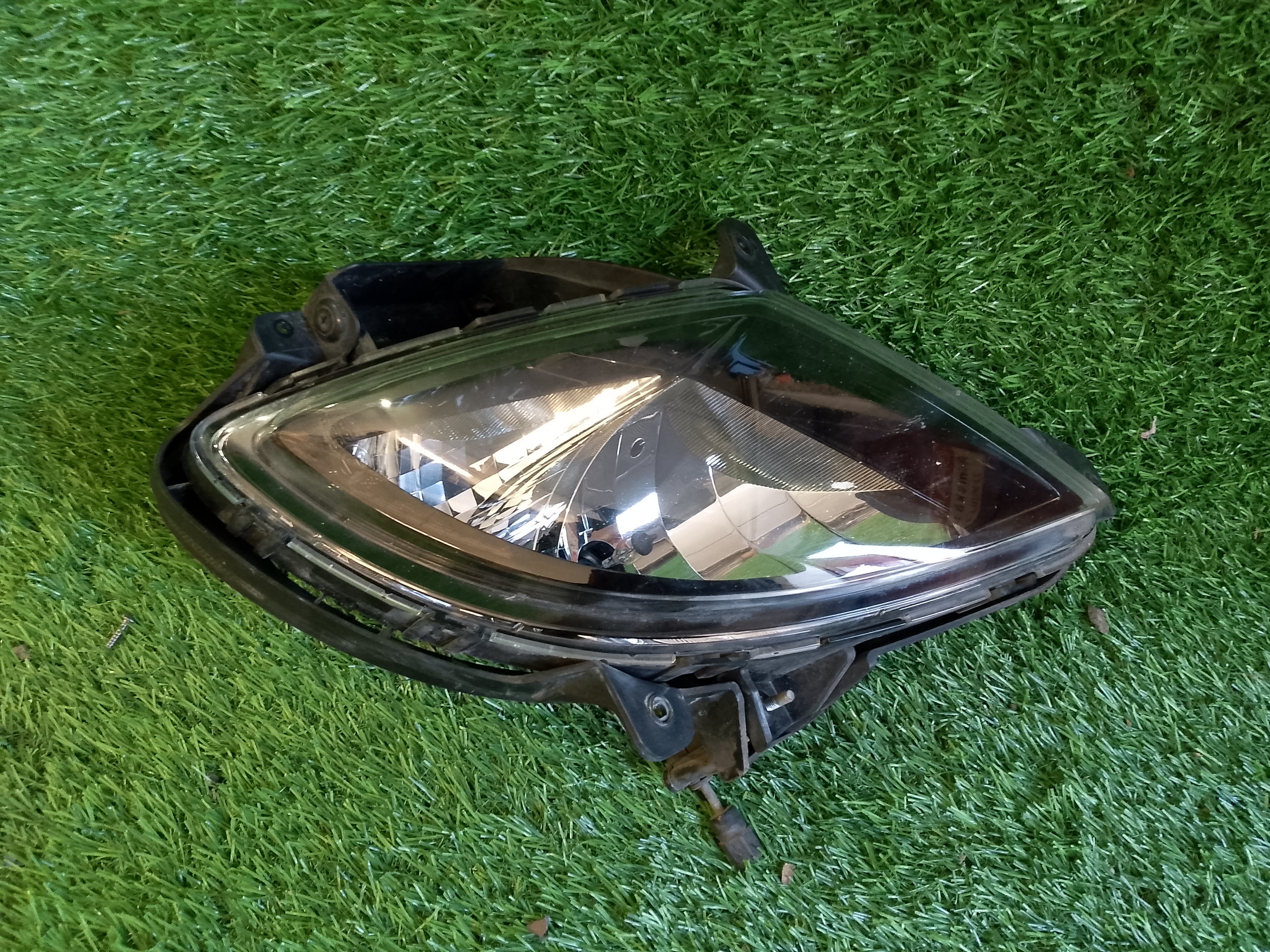 Hyundai ix20 pravá přední mlhovka