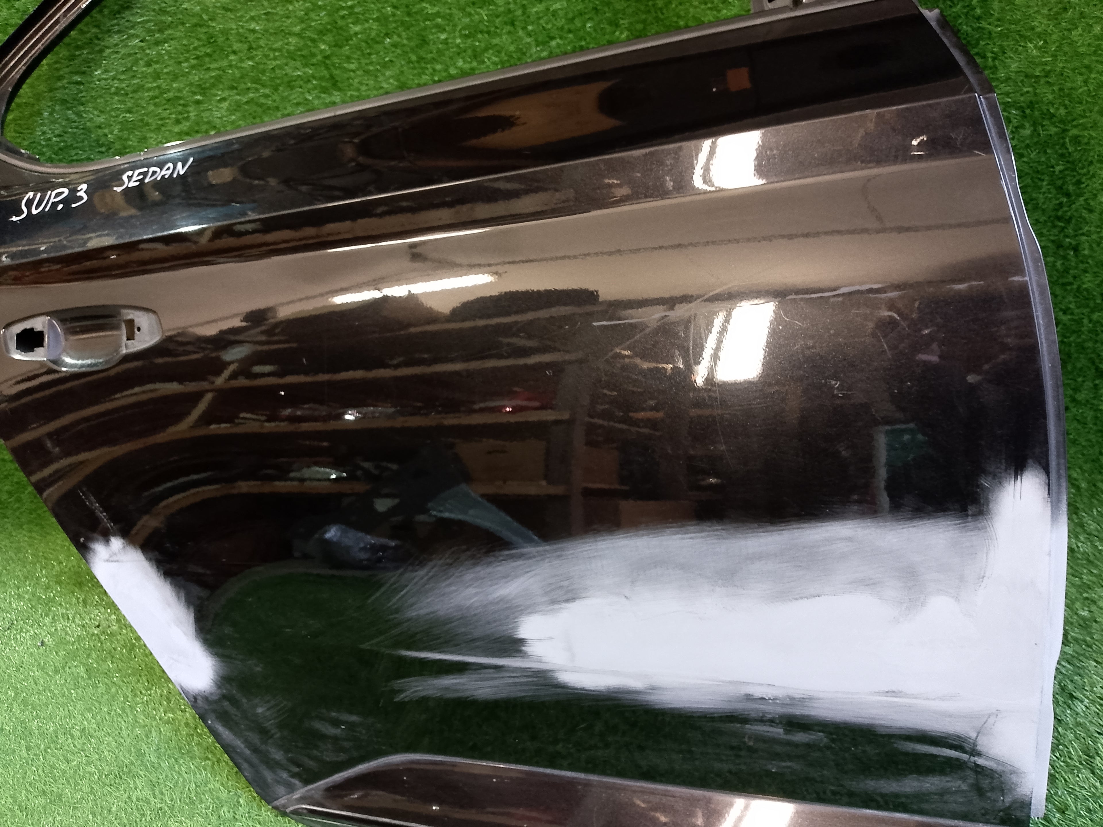 Škoda Superb III, 3 sedan dveře pravé zadní