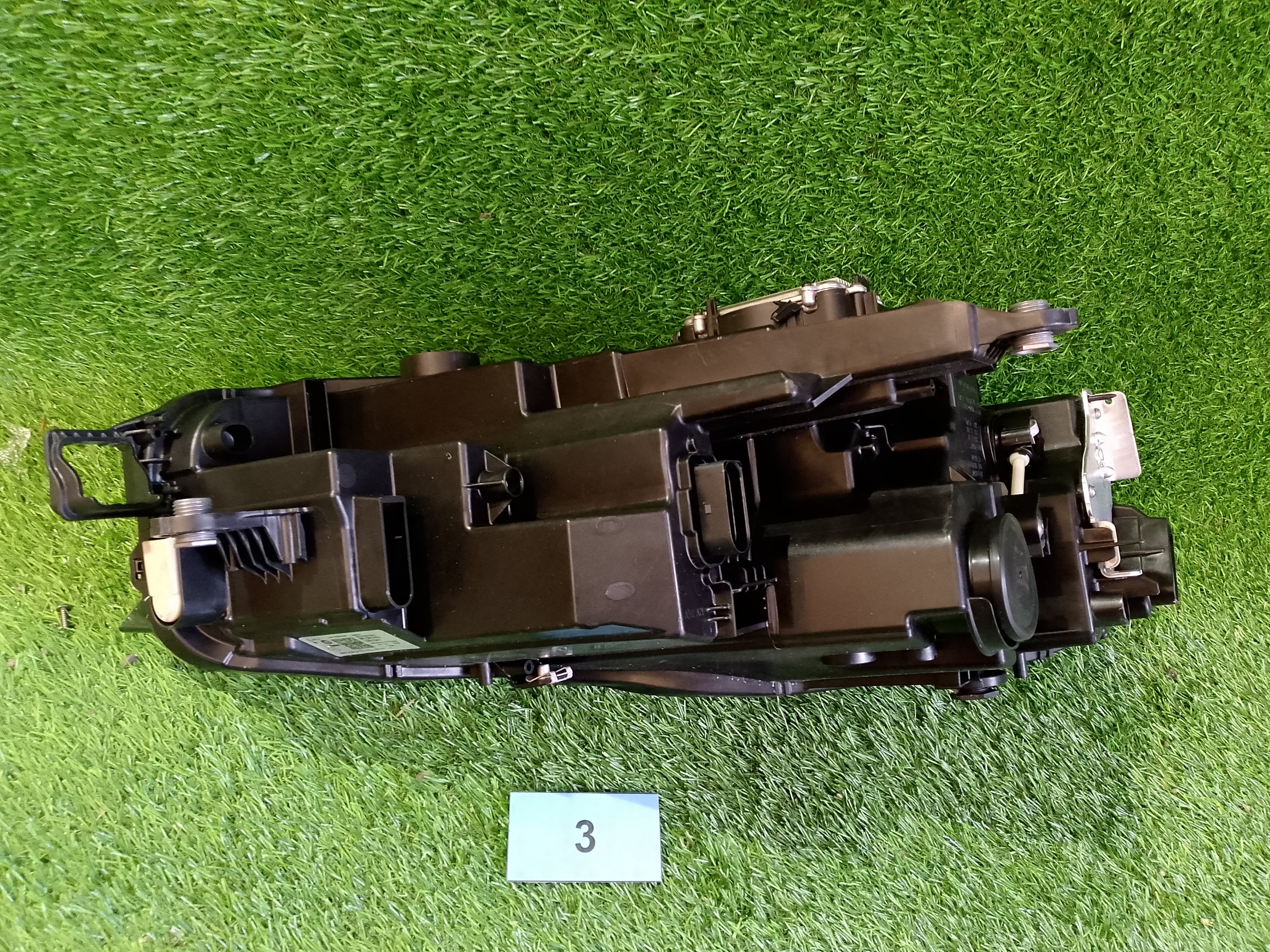 Škoda Superb IV, 4 přední levé světlo 3p2941015