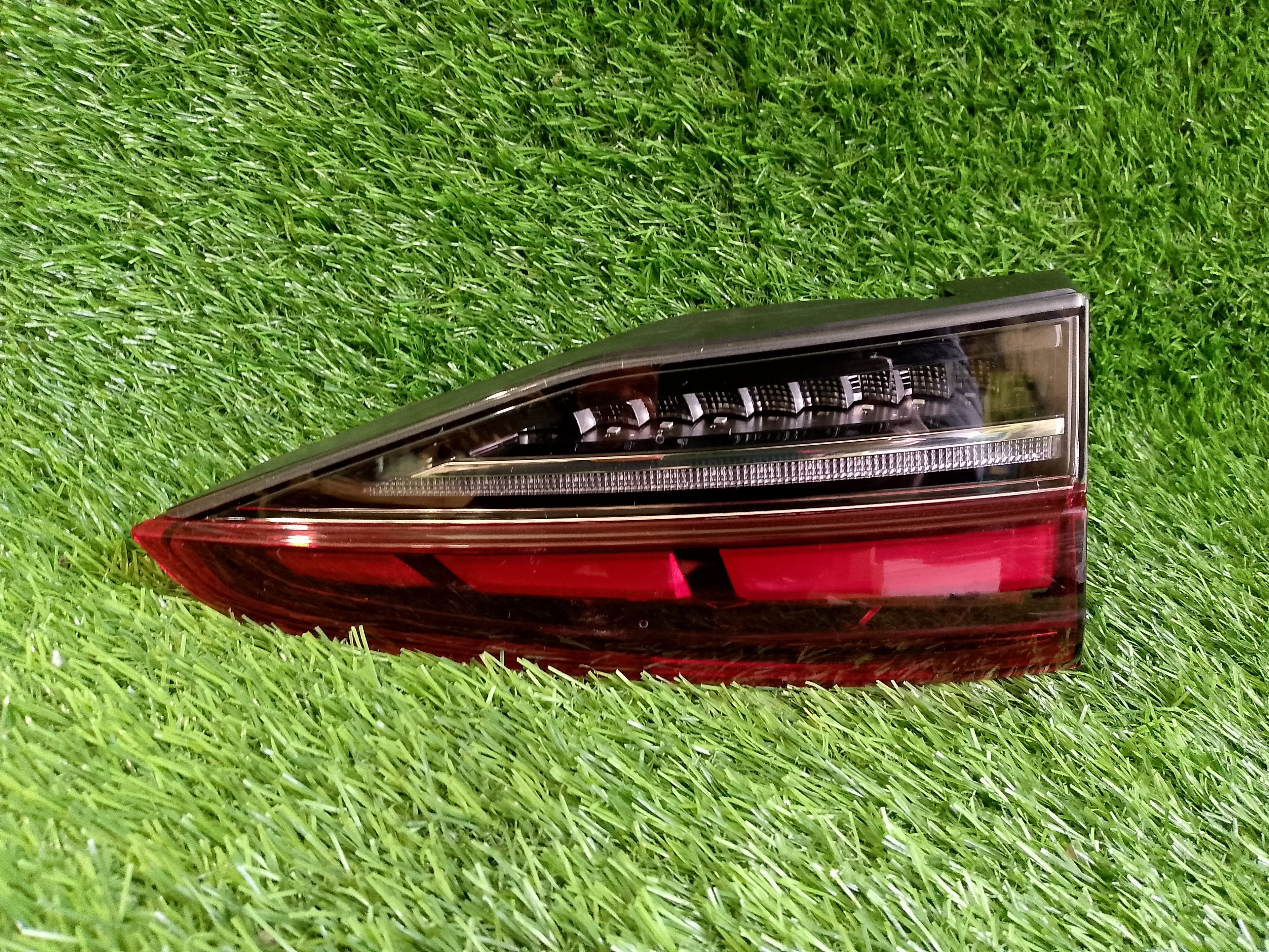 Škoda Octavia IV, 4 levé zadní světlo 5E6945307B