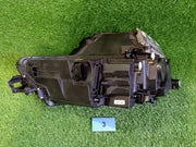 Škoda Karoq levé světlo 57b941015d -poškození dle foto
