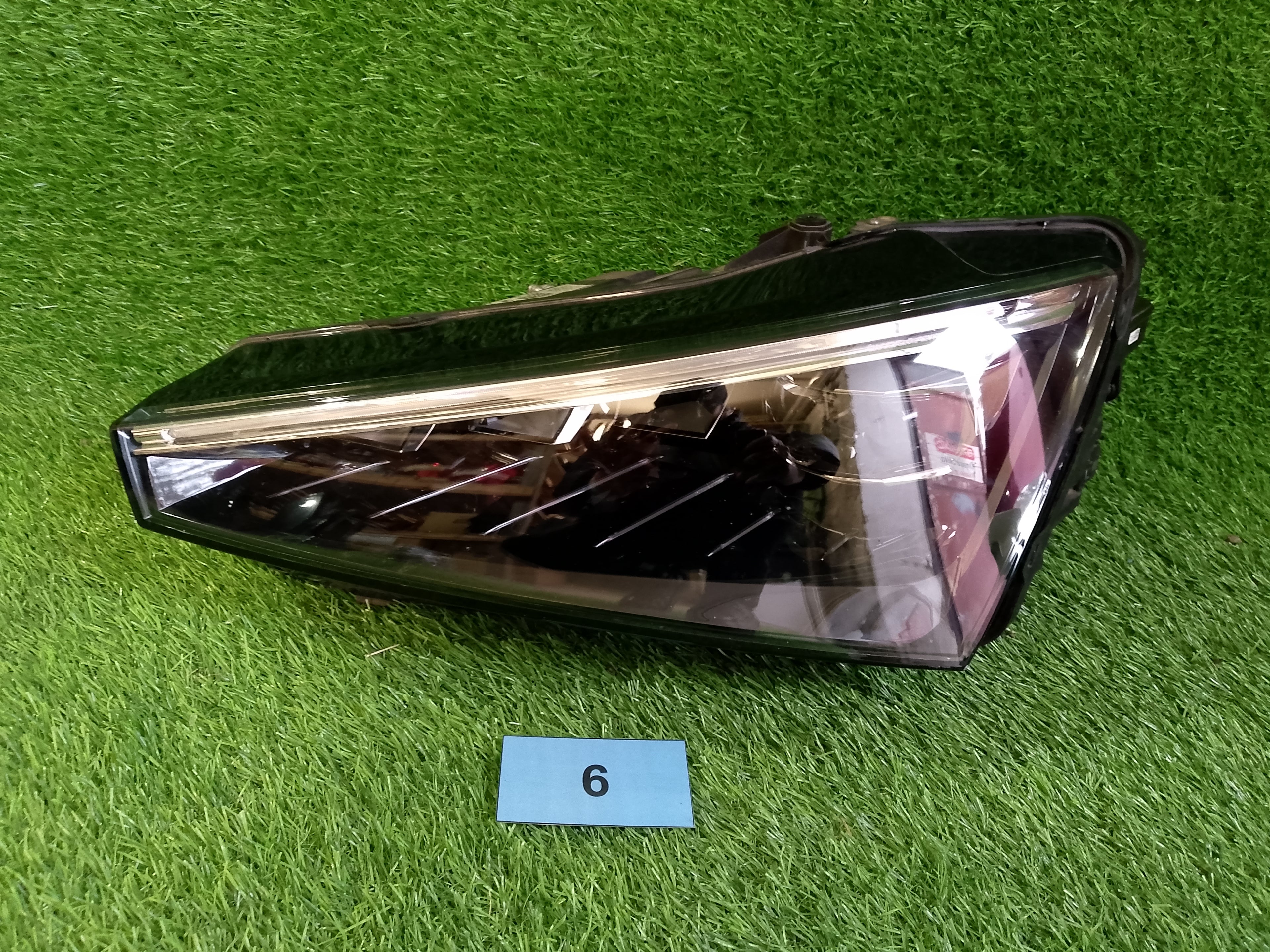 Škoda Scala světlo levé full led 657941015A