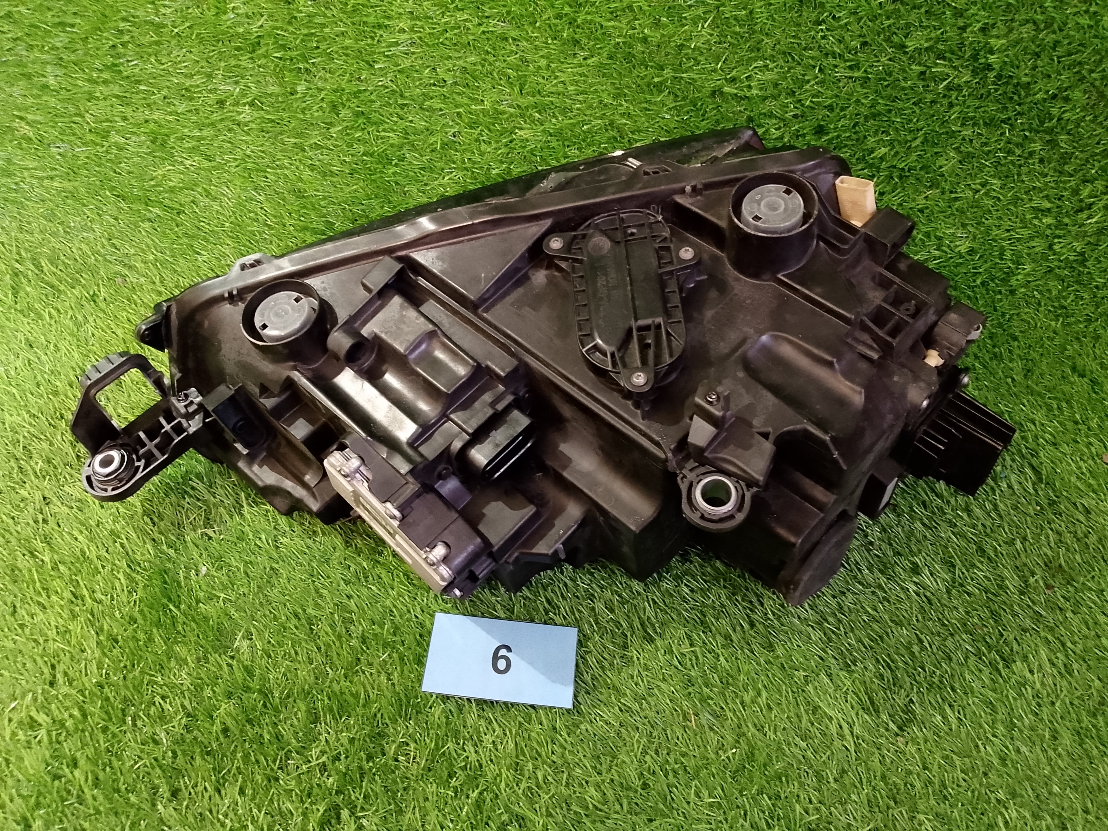Škoda Scala světlo levé full led 657941015A