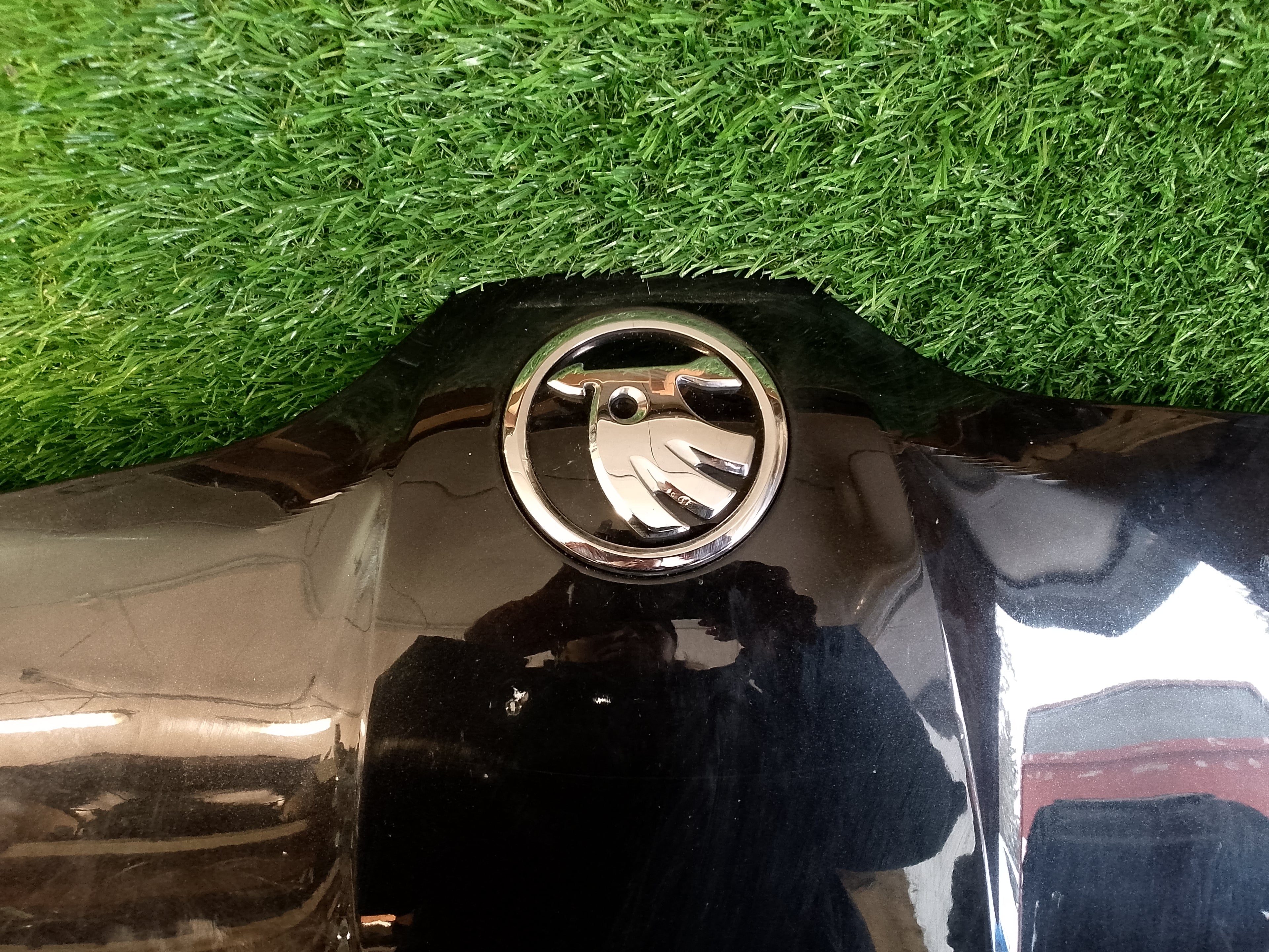 Kapota Škoda Superb III, 3