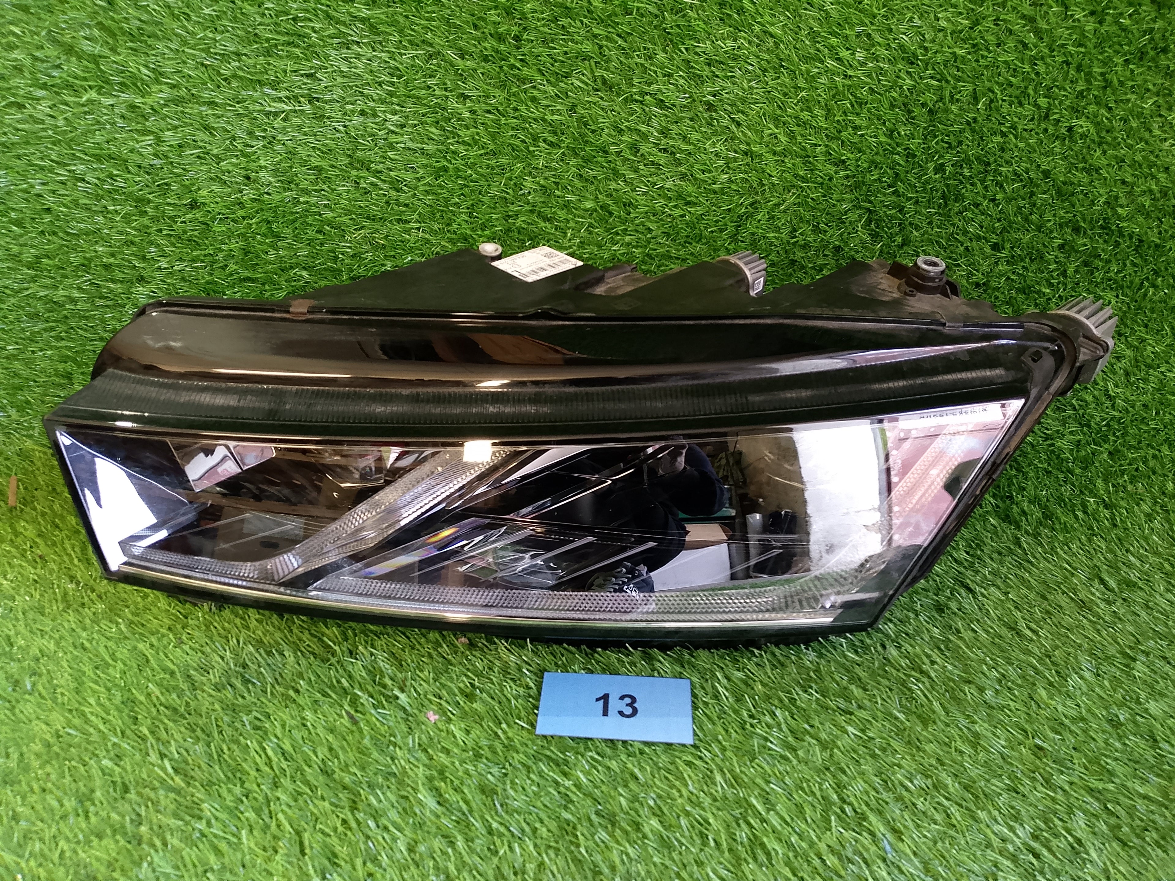 Škoda Octavia IV, 4 full led levé světlo 5E4941015B pošk.