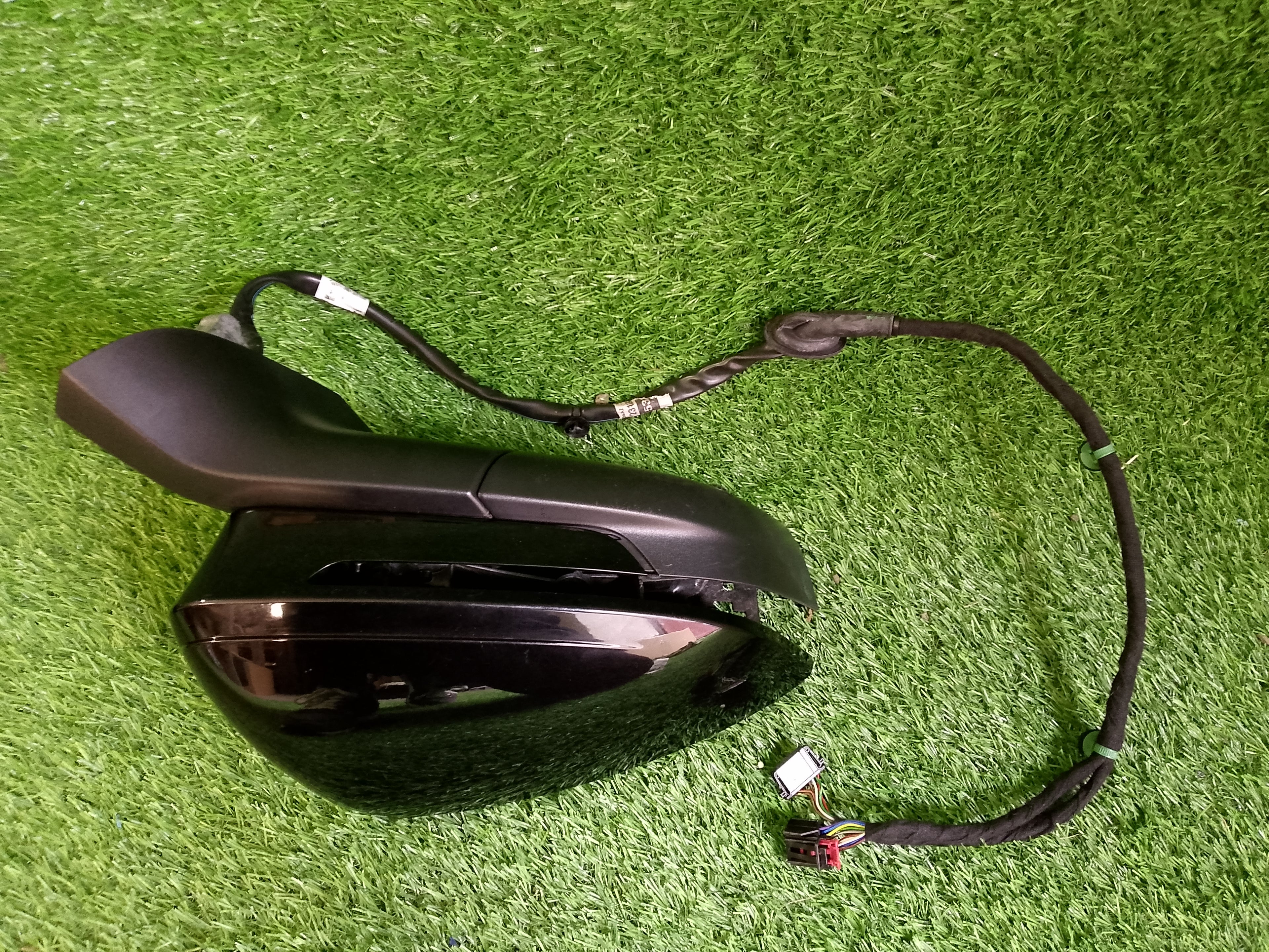 Škoda Enyaq zrcátko pravé kabel 13+6 pinu 5lb857408j