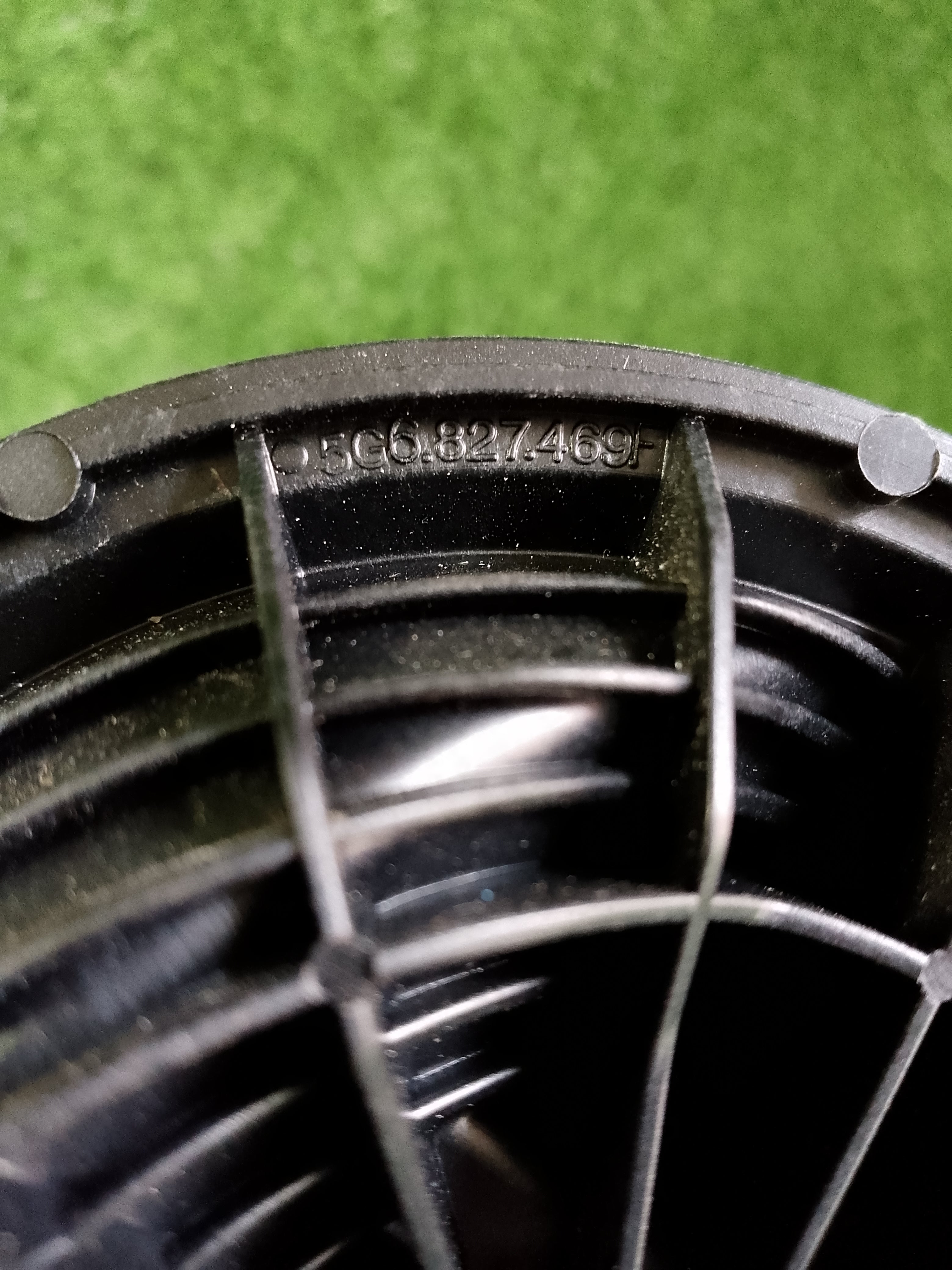Ovládání pátých dveří VW, klika dveří VW 5G6827469F, 5G9827469D
