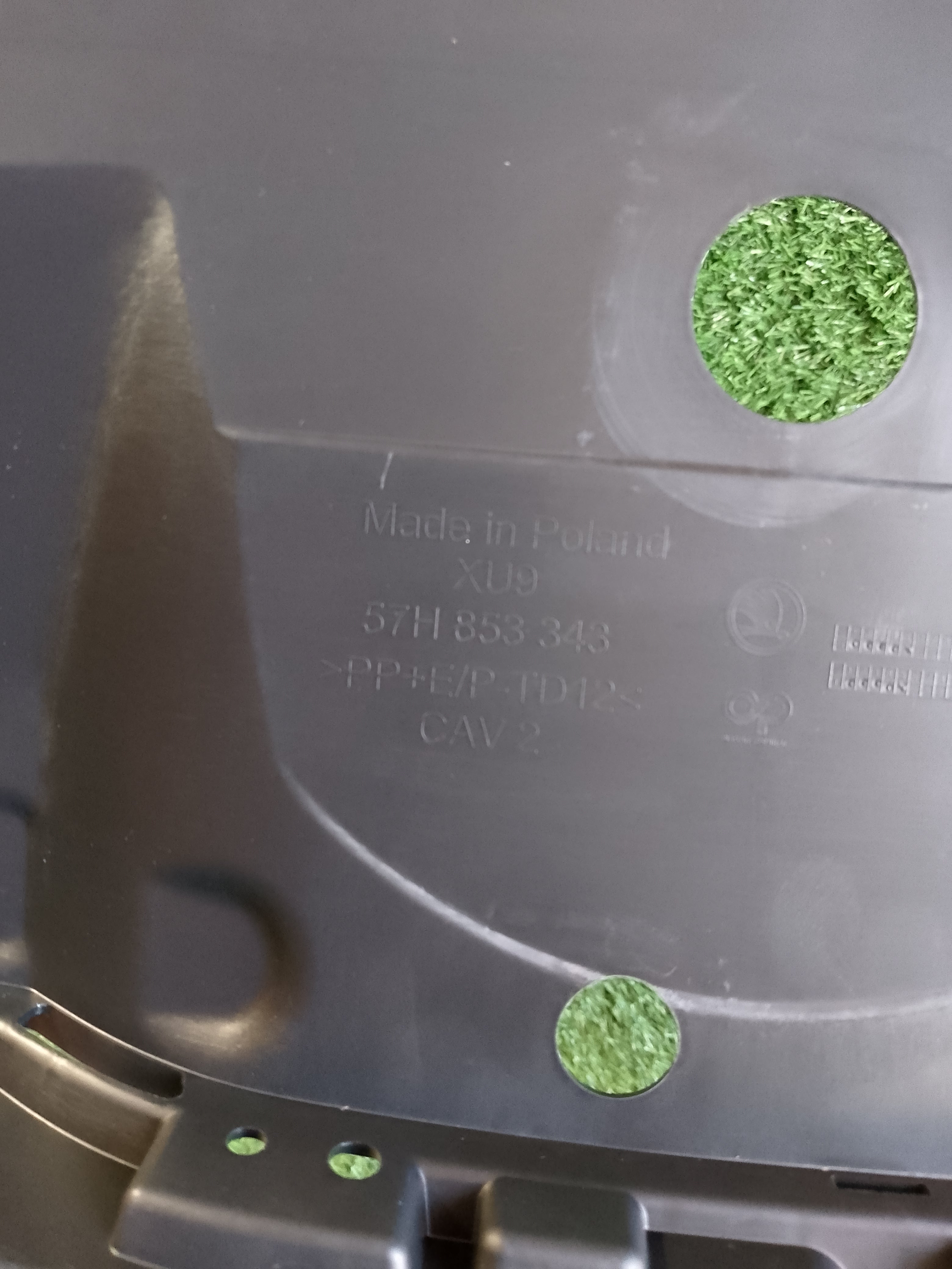 Příčný panel Saténově černý 57H853343