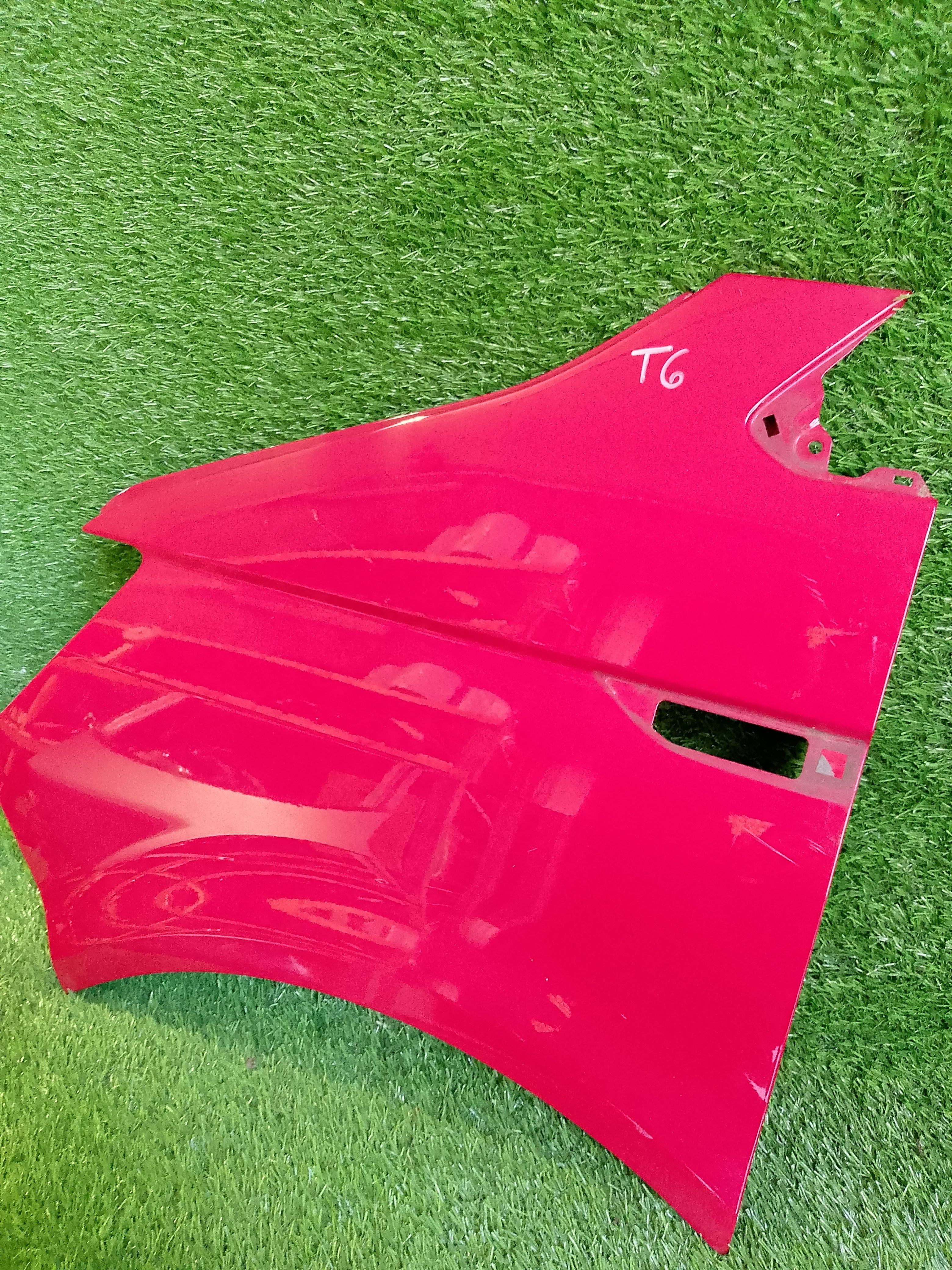 VW T6 blatník levý