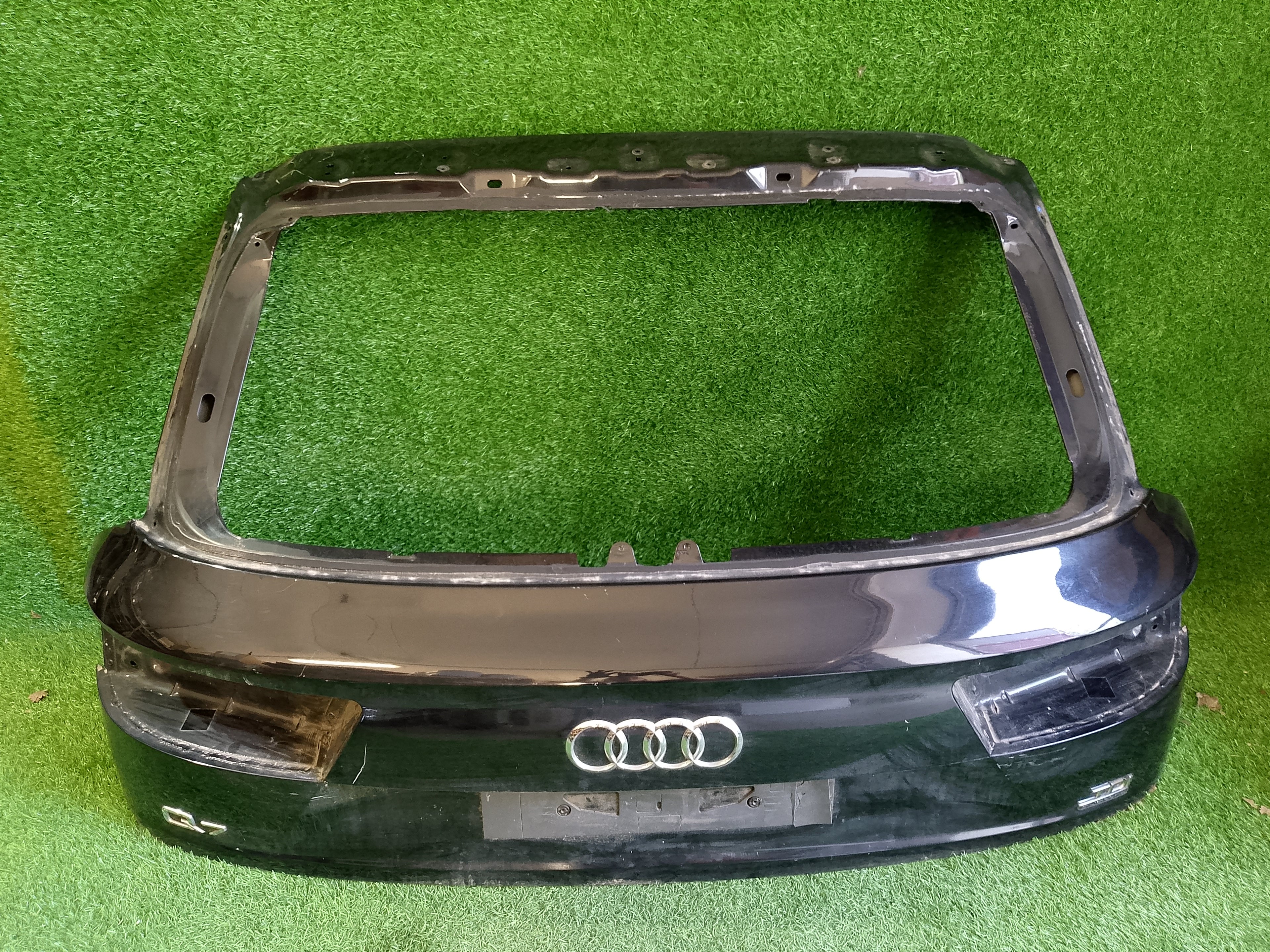Audi Q7 víko kufru, páté dveře, kufrové dveře