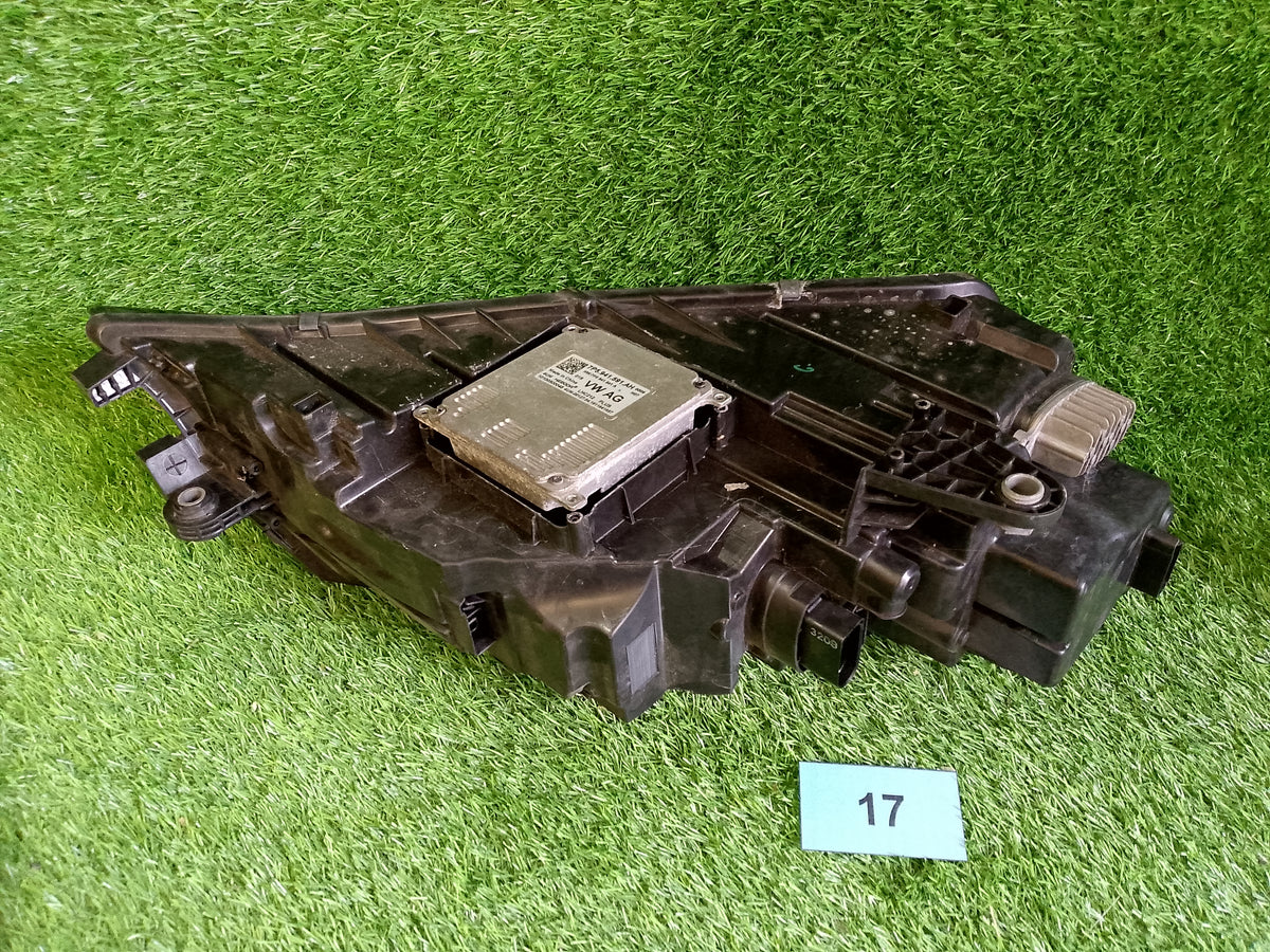 Škoda Octavia III, 3 face levé přední světlo  5E1941015F