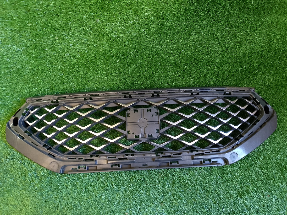 Seat Tarraco přední maska 5fj853654b 5fj853654c