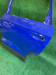 Škoda Karoq levé zadní dveře modré