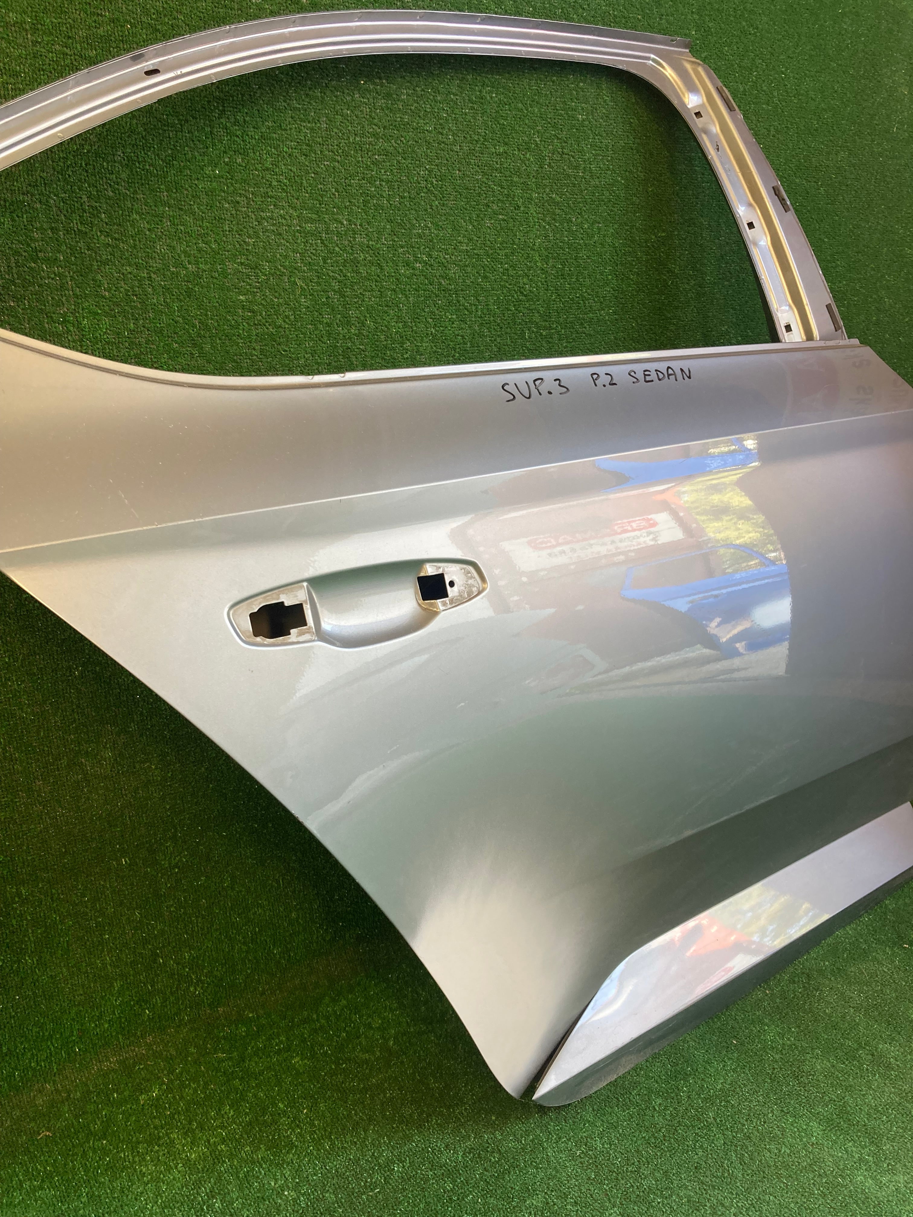 Škoda Superb III,3 pravé zadní dveře sedan