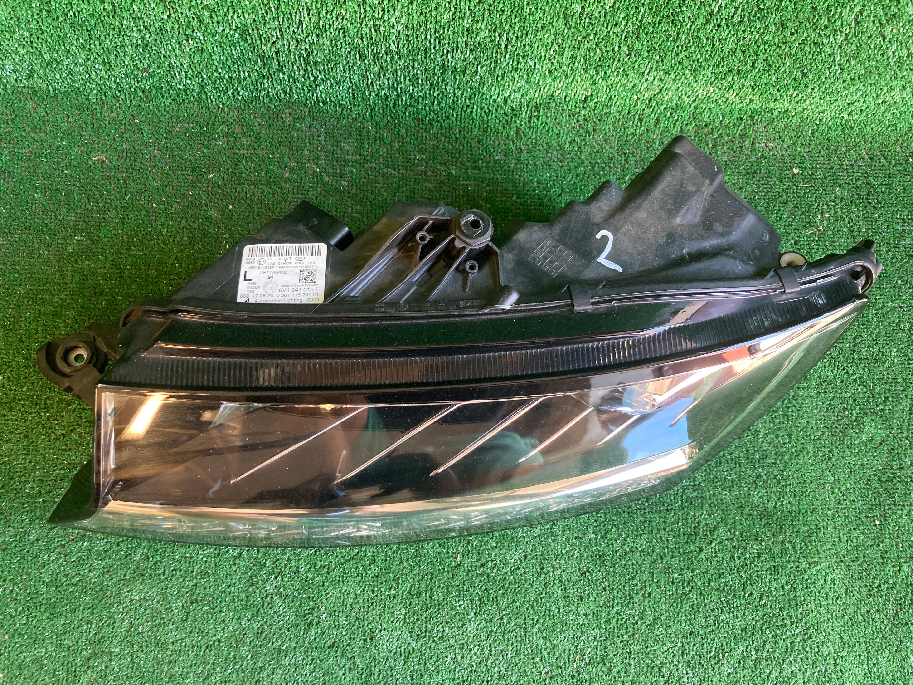 Škoda fabia III, 3 světlo levé 6v1941015f face