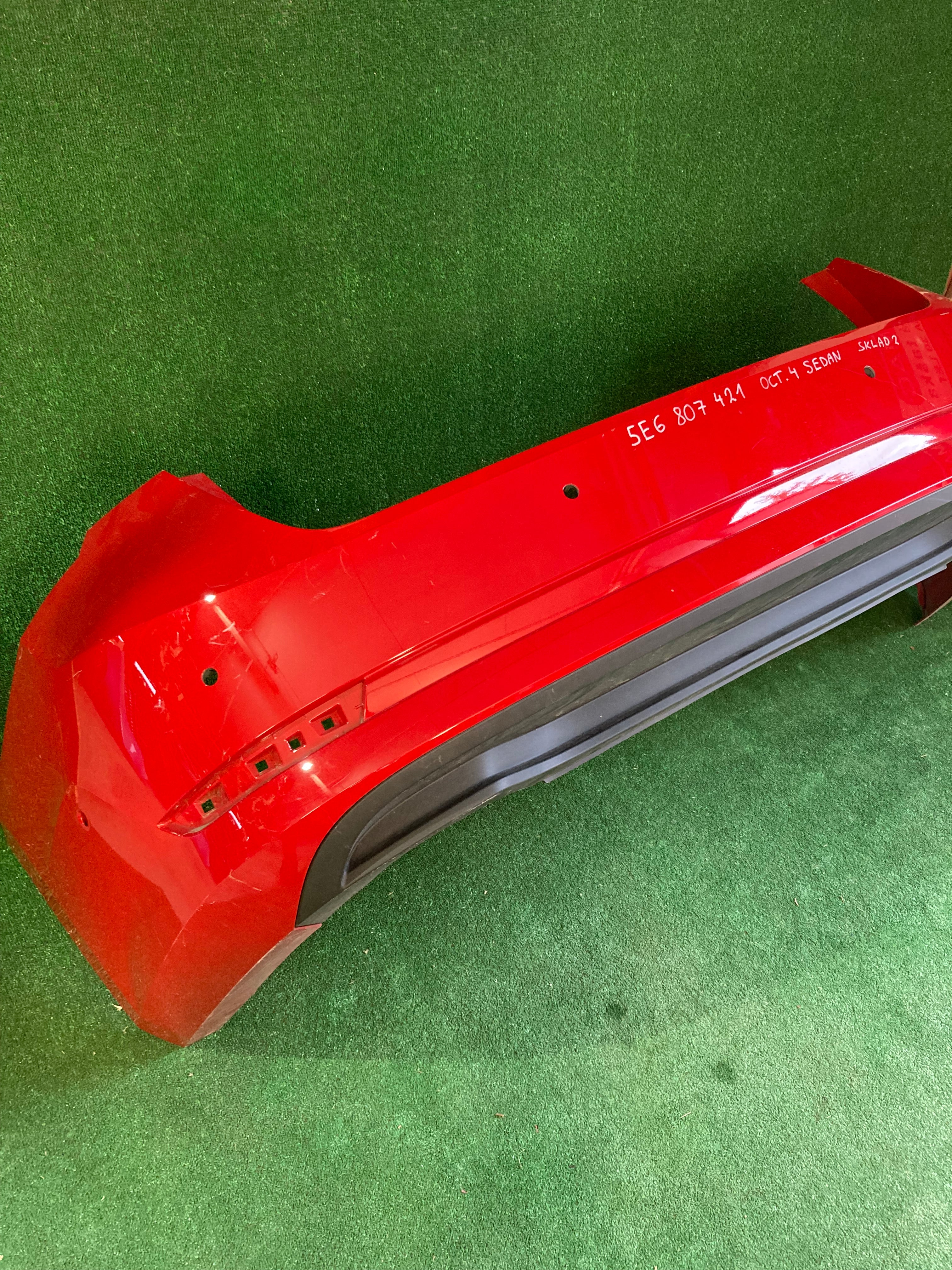 Škoda Octavia IV,4 zadní nárazník liftback, sedan