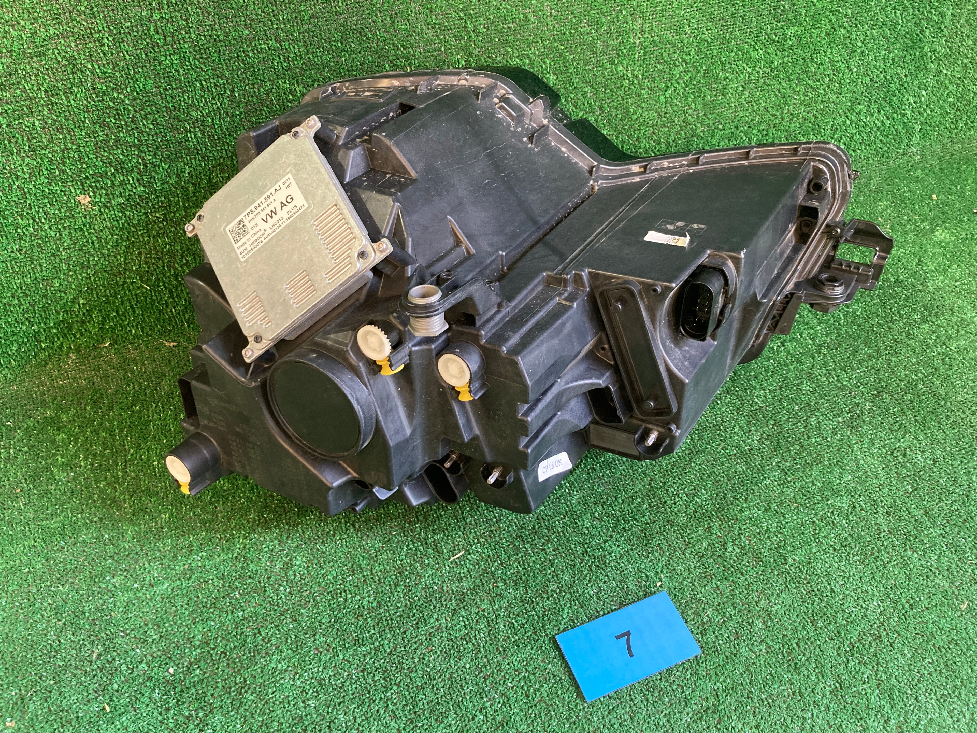 Škoda Karoq, pravé přední světlo LED, 57B941016D