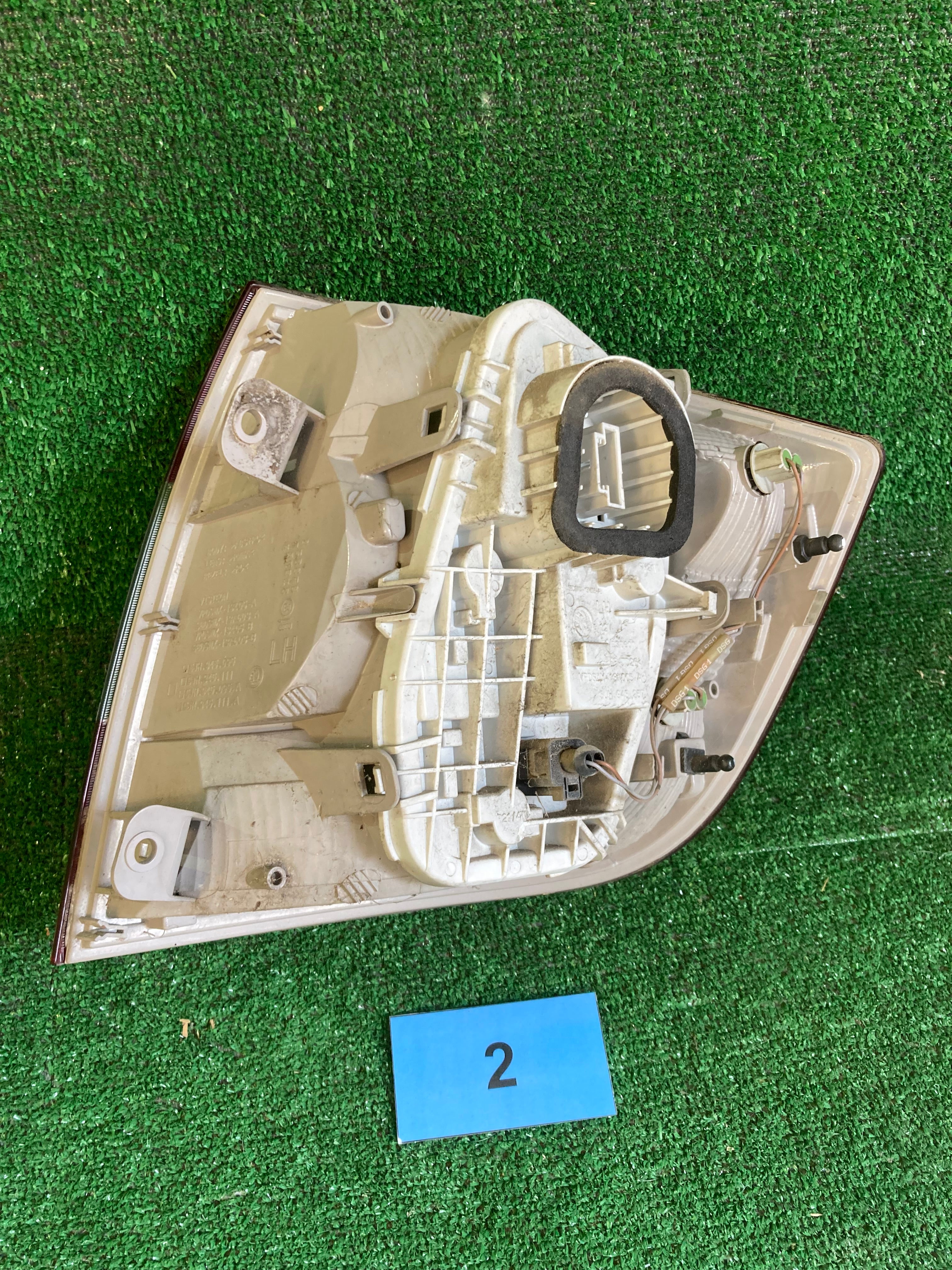 Škoda Rapid levé zadní světlo 5jh945095