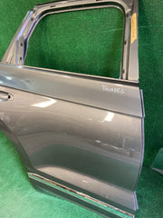Pravé zadní dveře VW Touareg