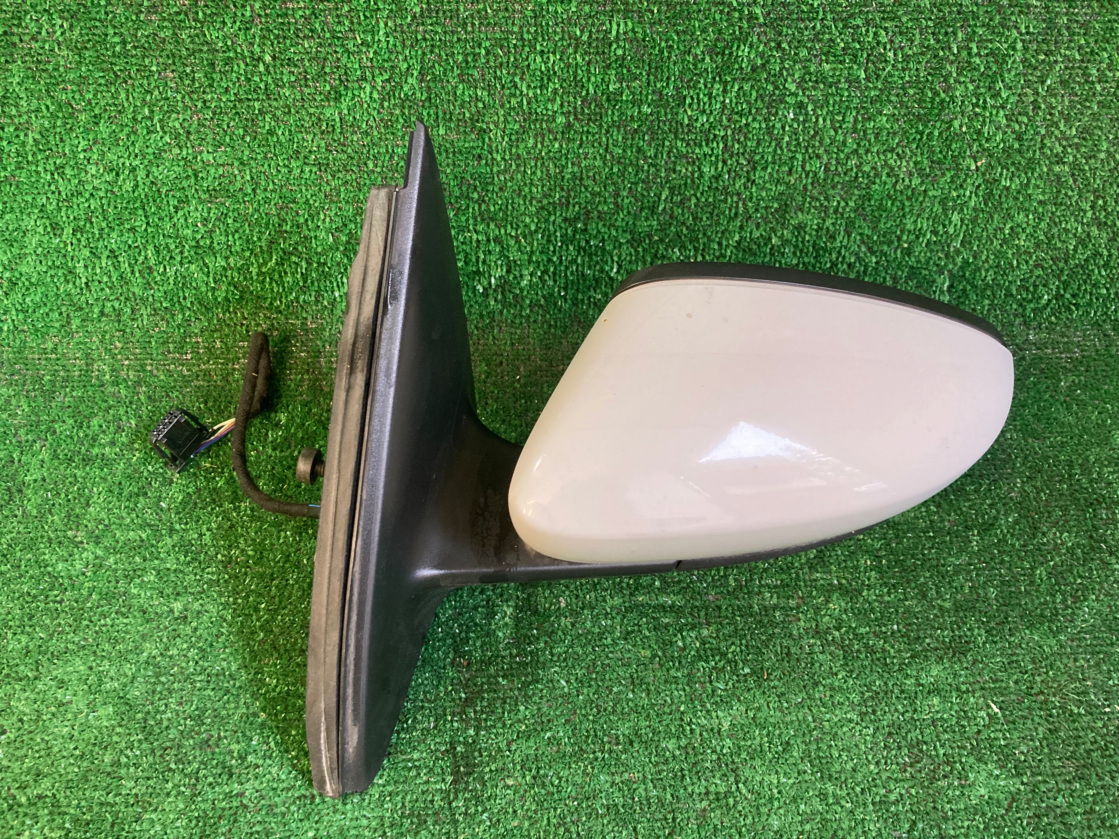 5JB857407F Zrcátko Škoda Rapid před facelift levé 5pinu