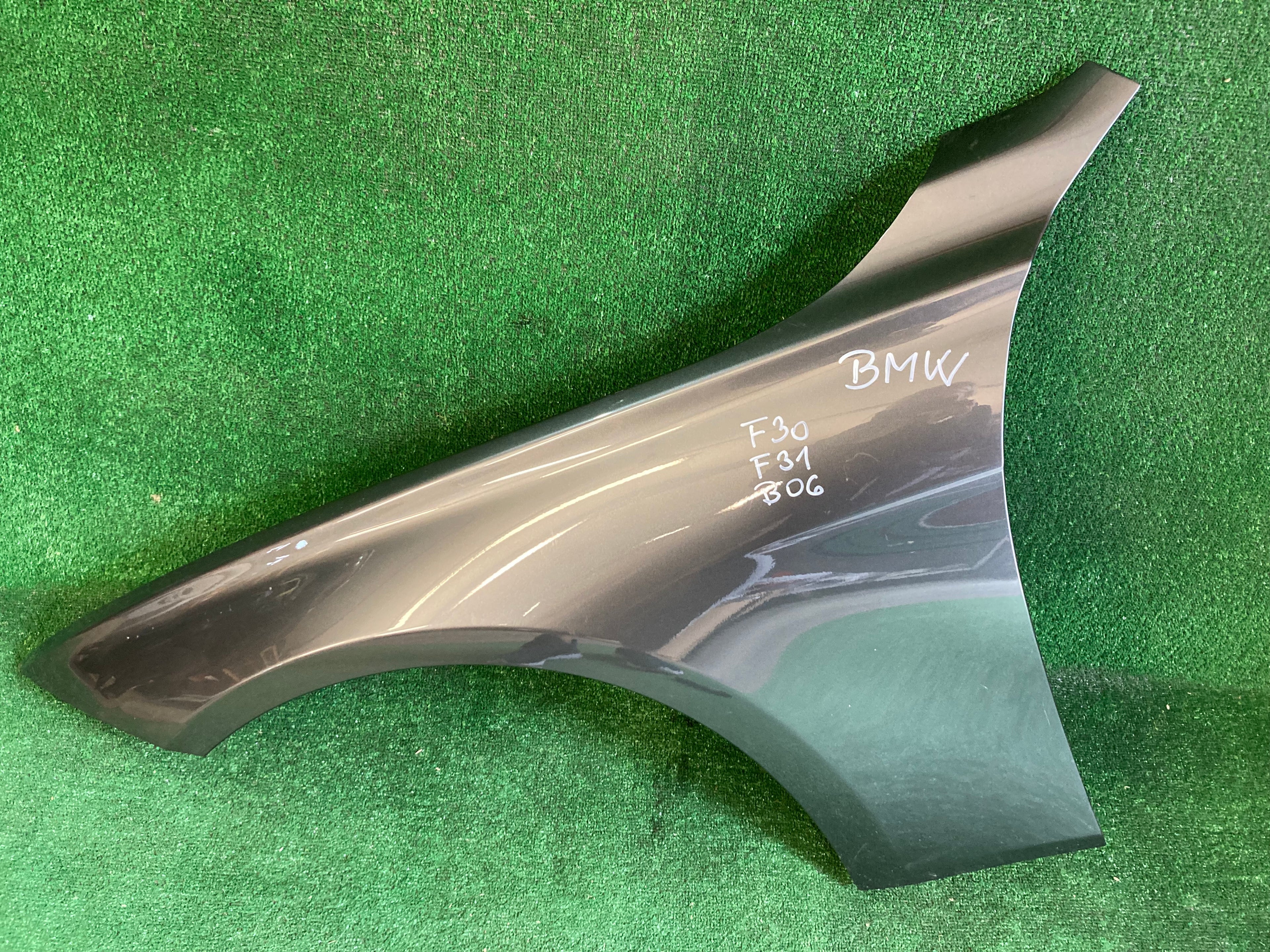 Levý blatník BMW F30 F31 B06