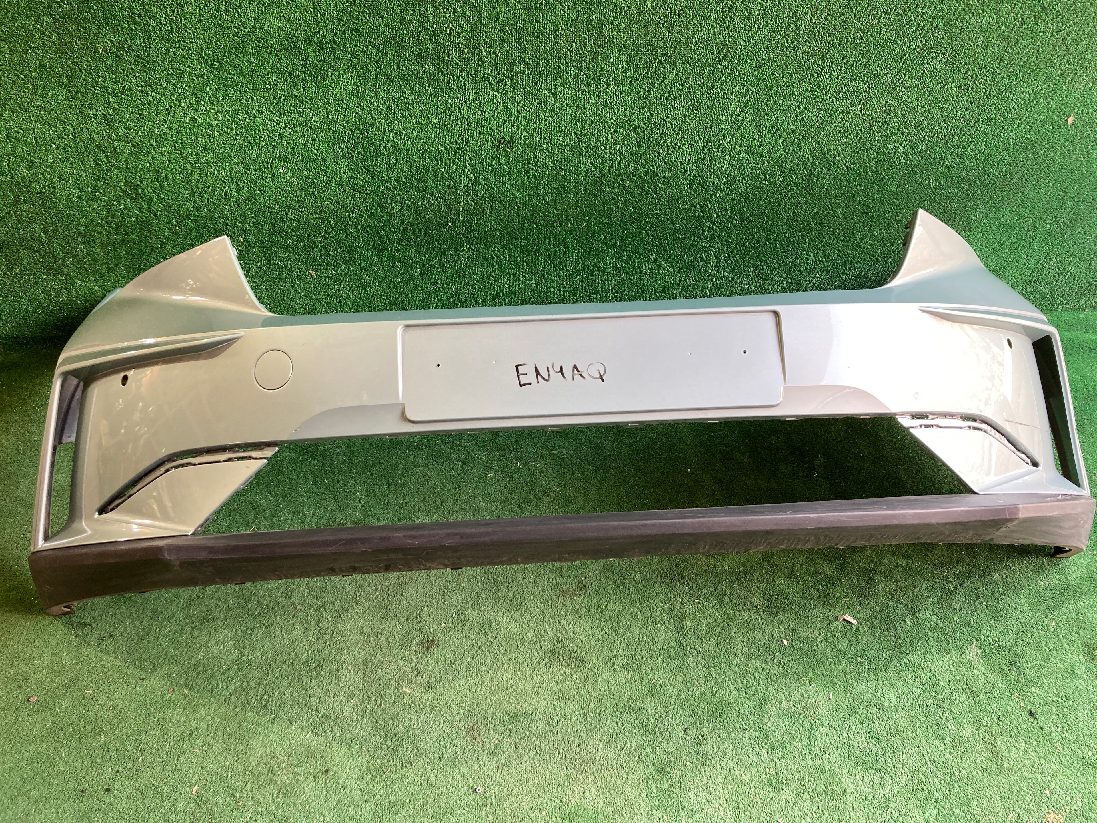 Přední nárazník Enyaq