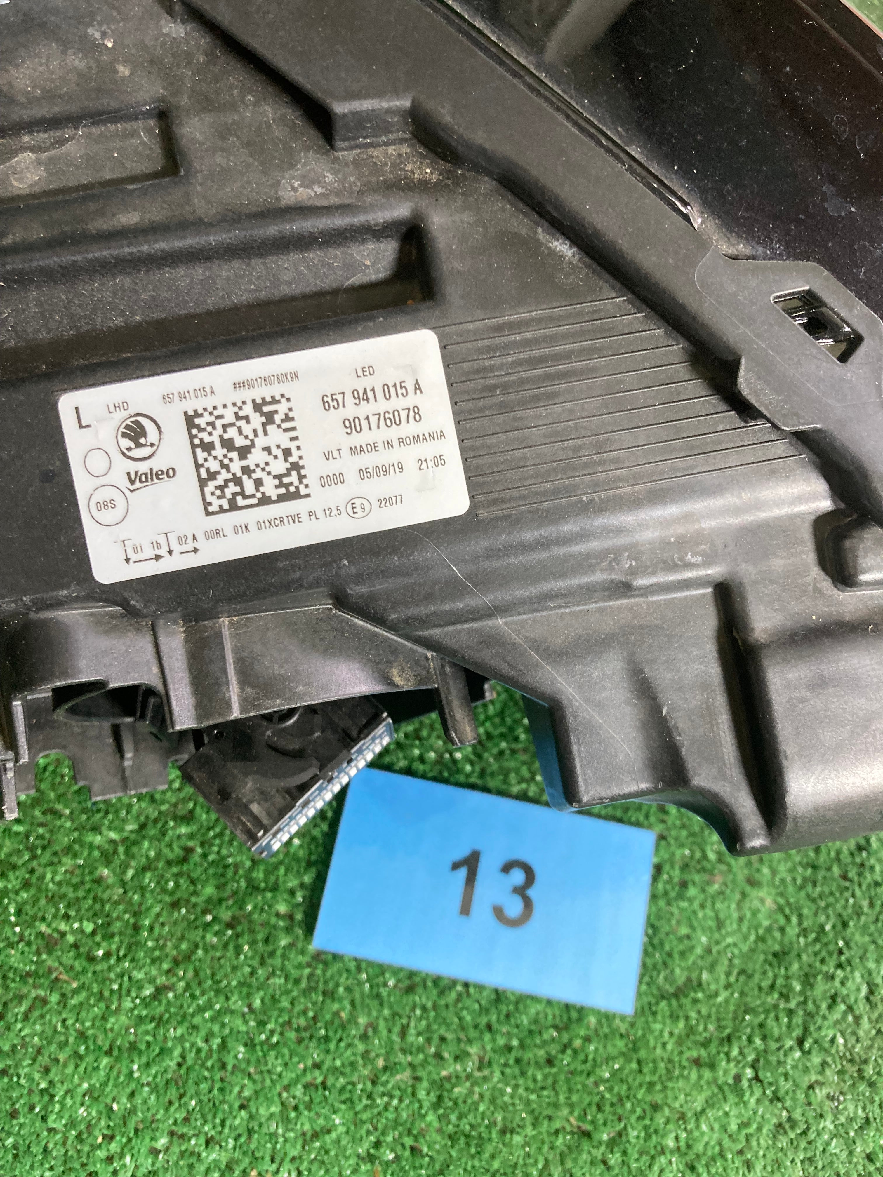 Škoda Scala světlo levé full led 657941015A