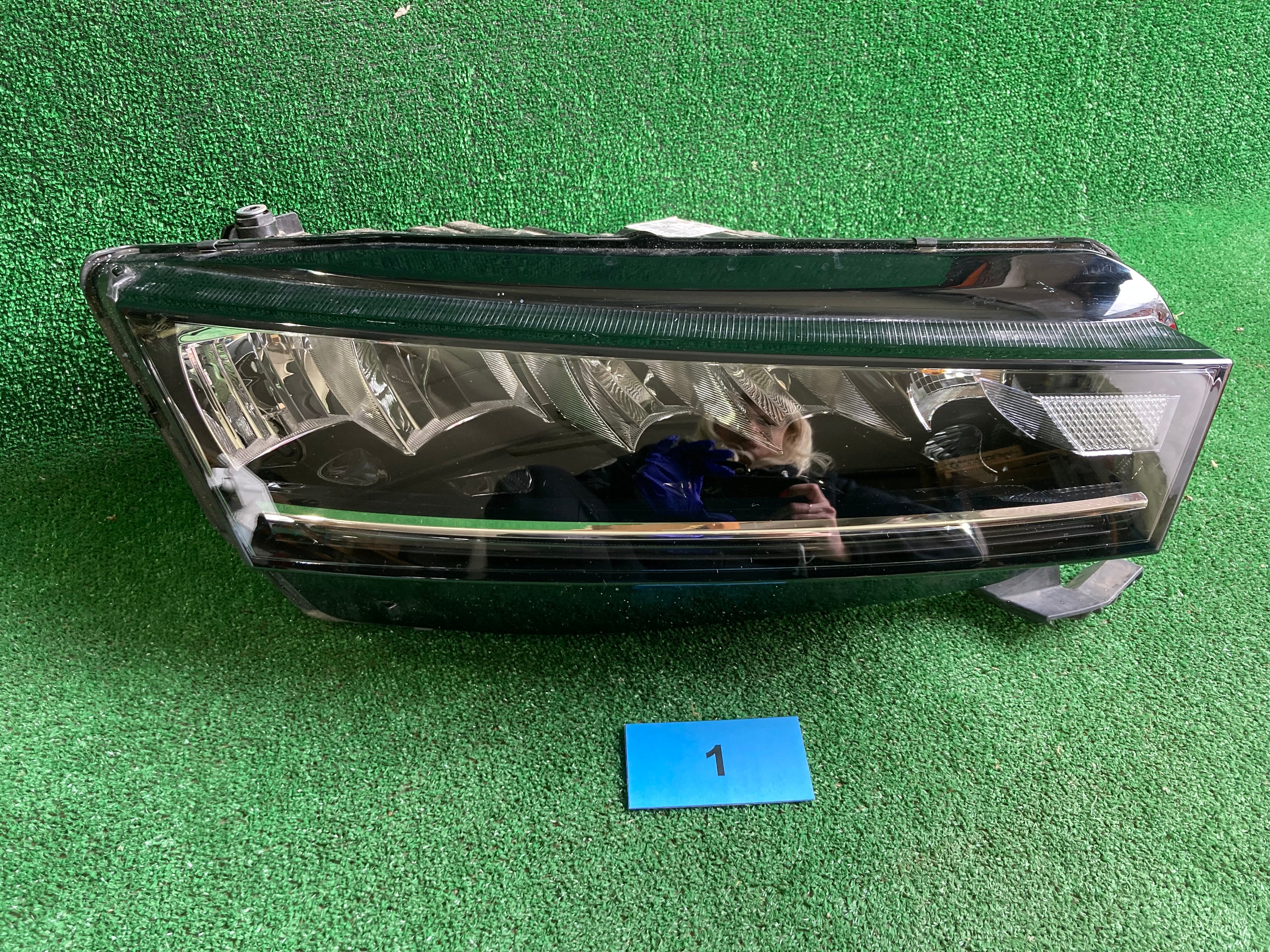 Škoda Octavia IV,4 pravé světlo 5E4941016