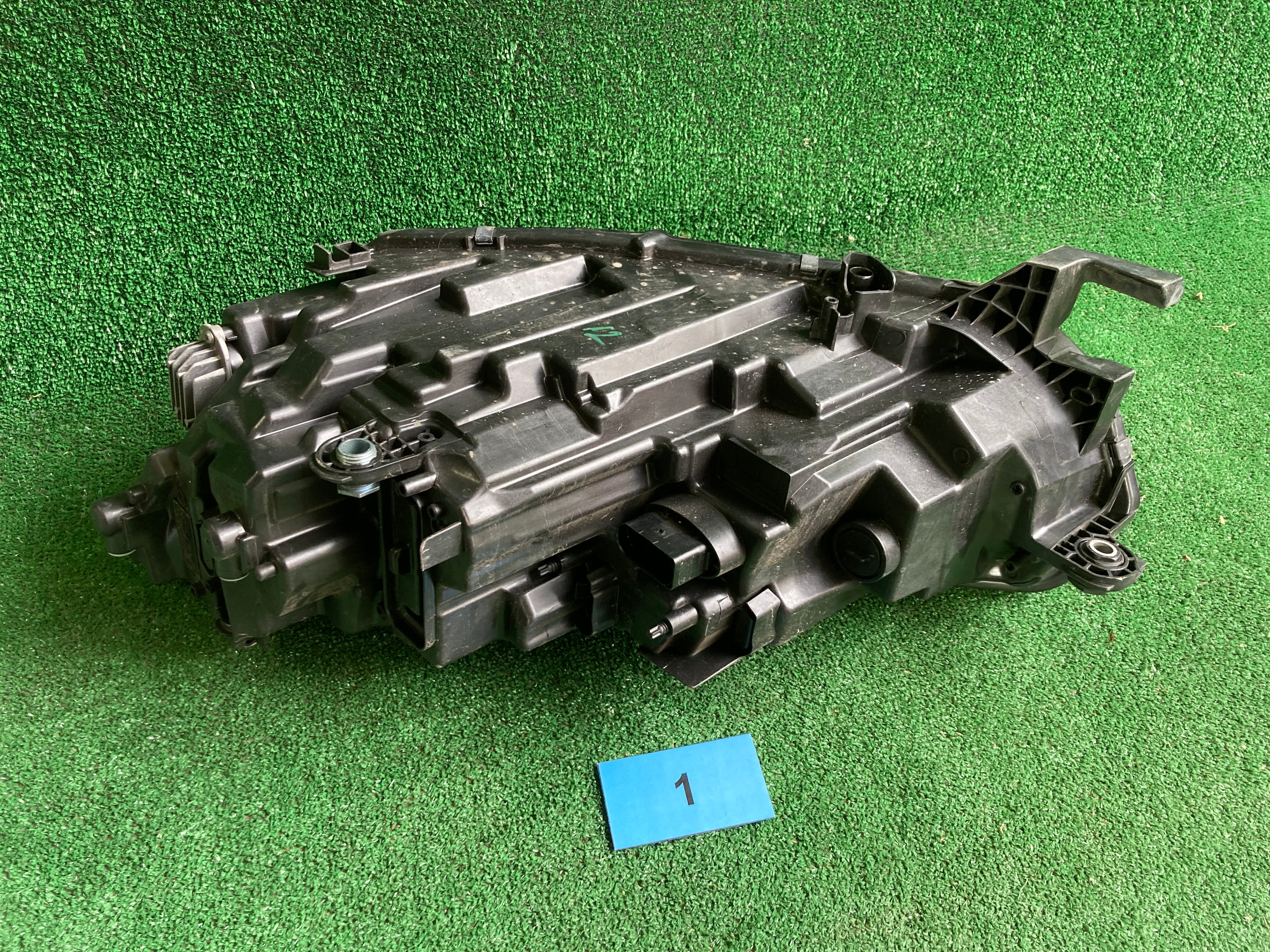 Škoda Octavia IV,4 pravé světlo 5E4941016