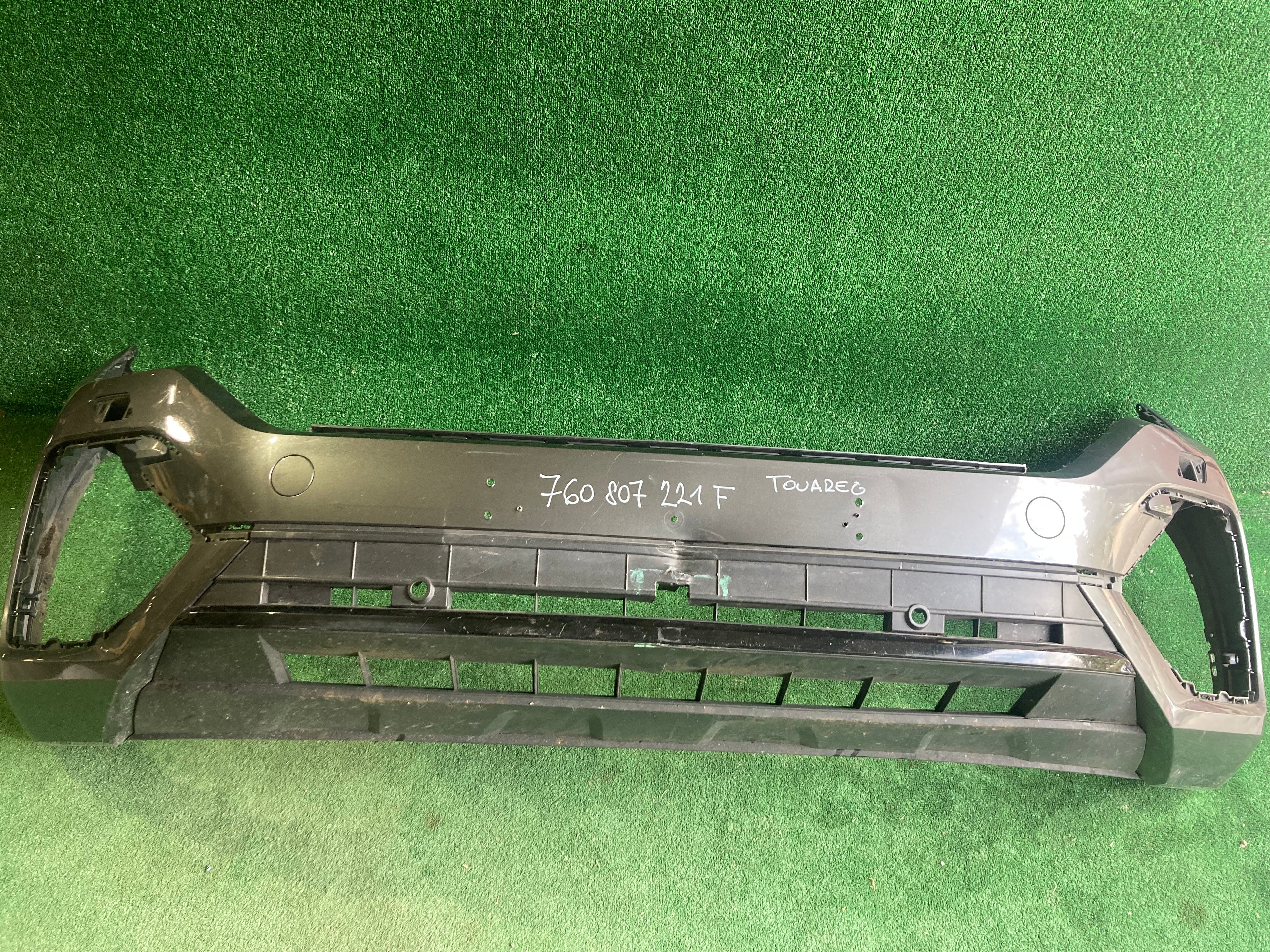 Přední nárazník VW Touareg, 760807221f
