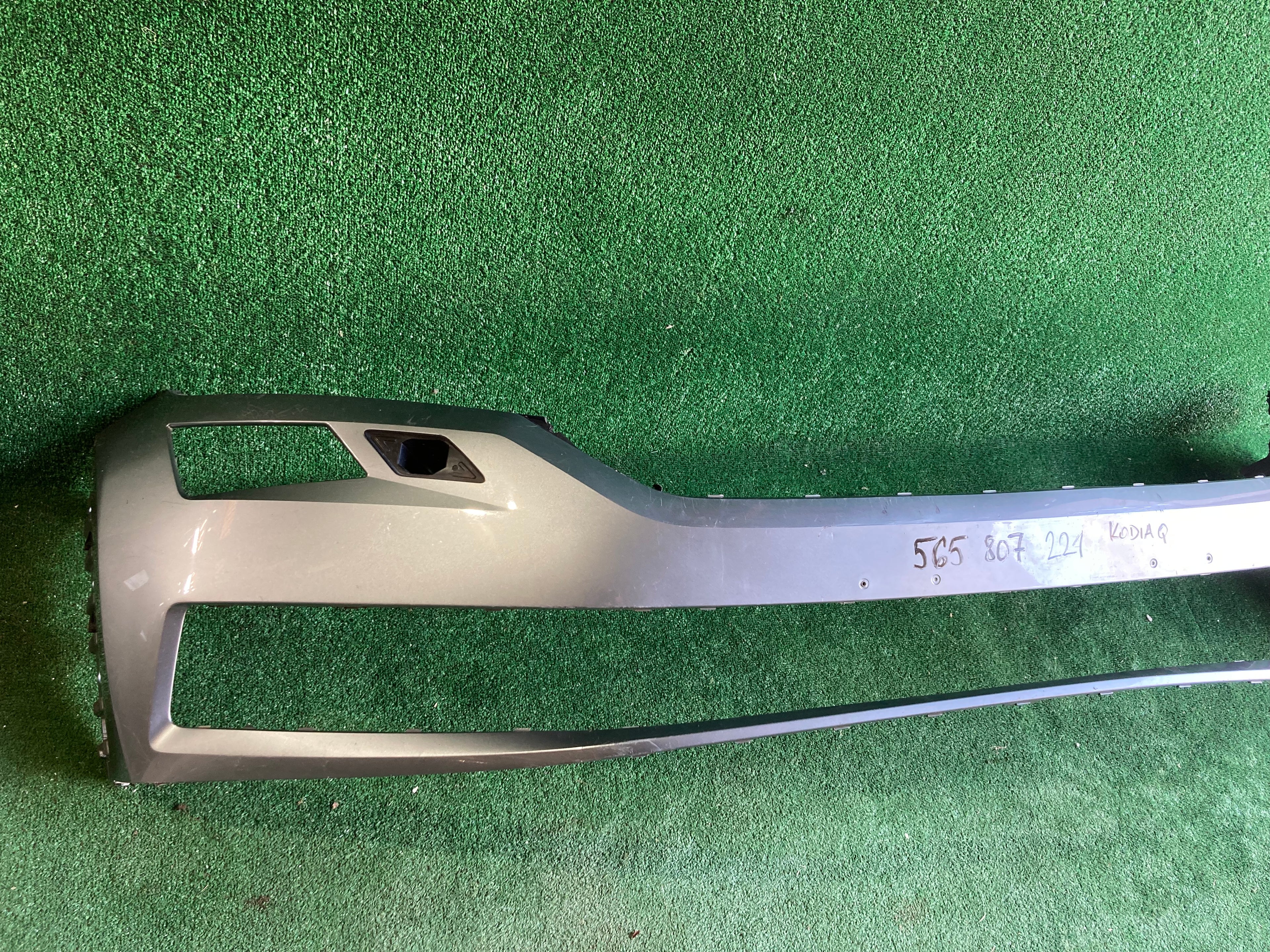 Škoda Kodiaq přední nárazník 565807221