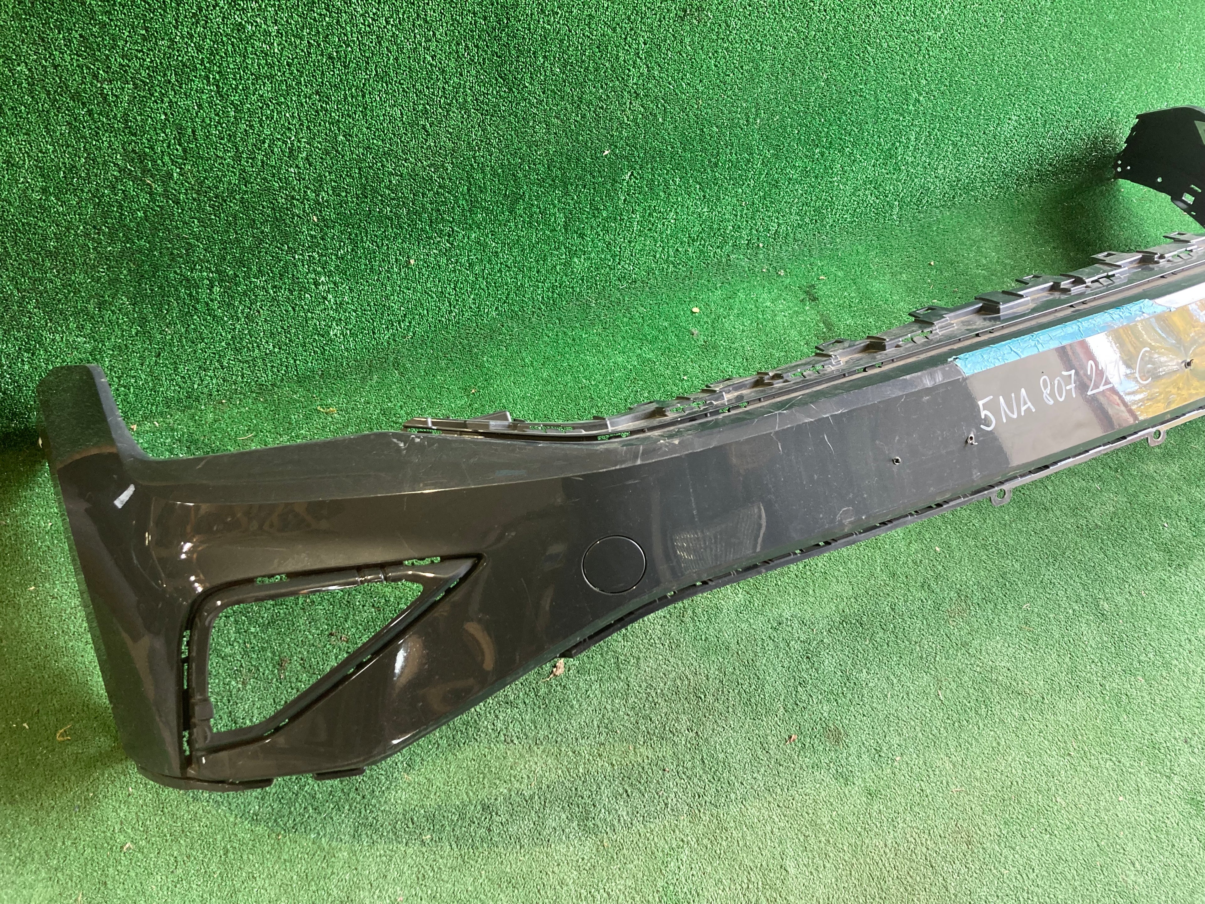 Přední nárazník VW Tiguan face 5NA807221C