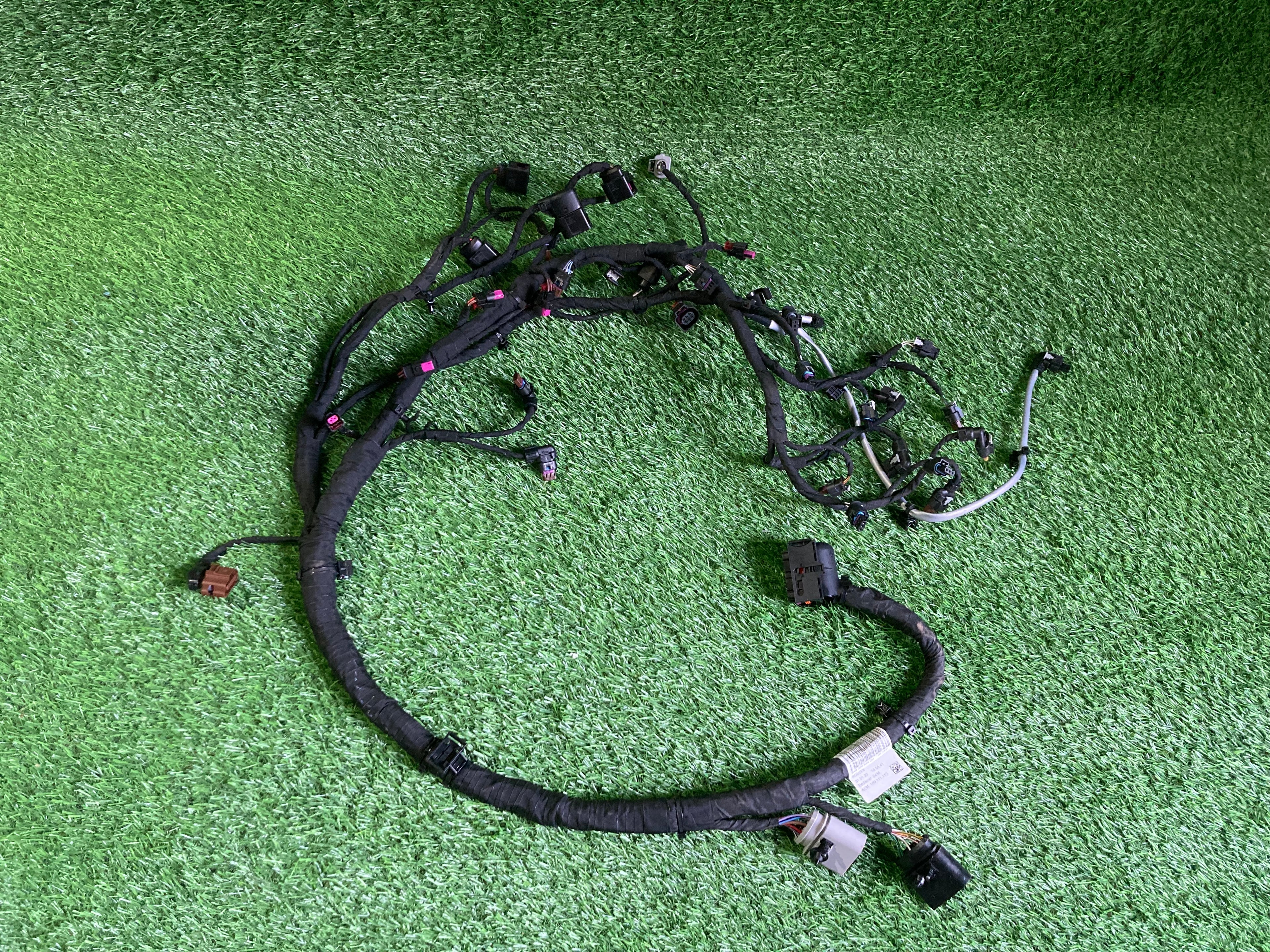 Škoda Scala 1.5tsi - svazek motoru 05E971610L