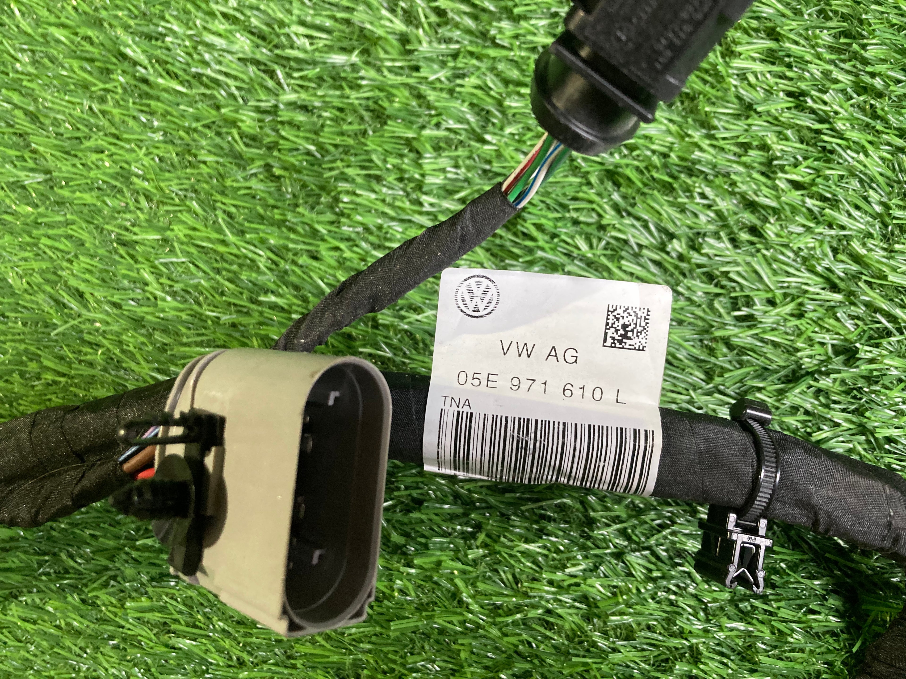 Škoda Scala 1.5tsi - svazek motoru 05E971610L