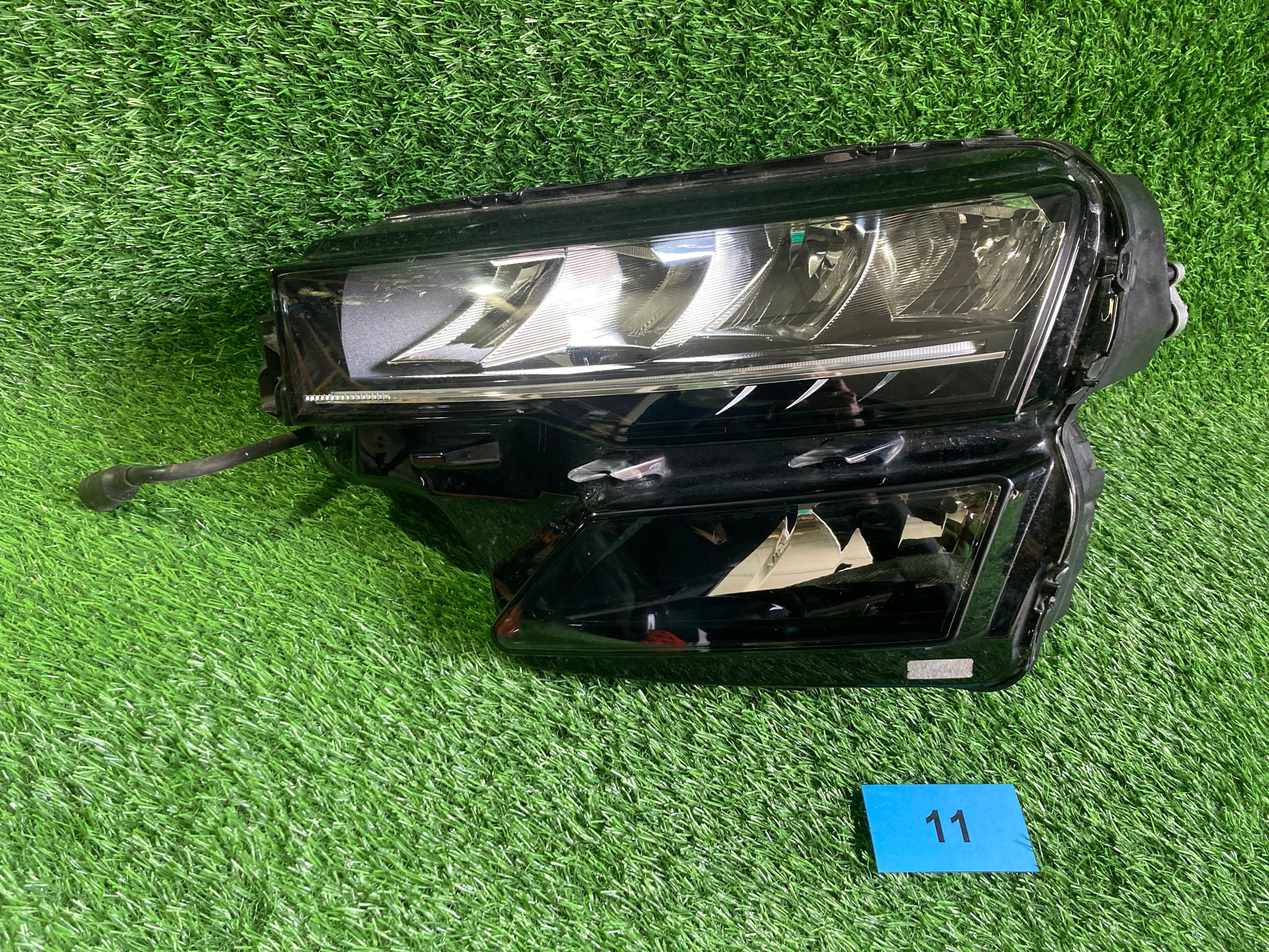 Levé přední světlo ŠKODA Karoq 57B941009