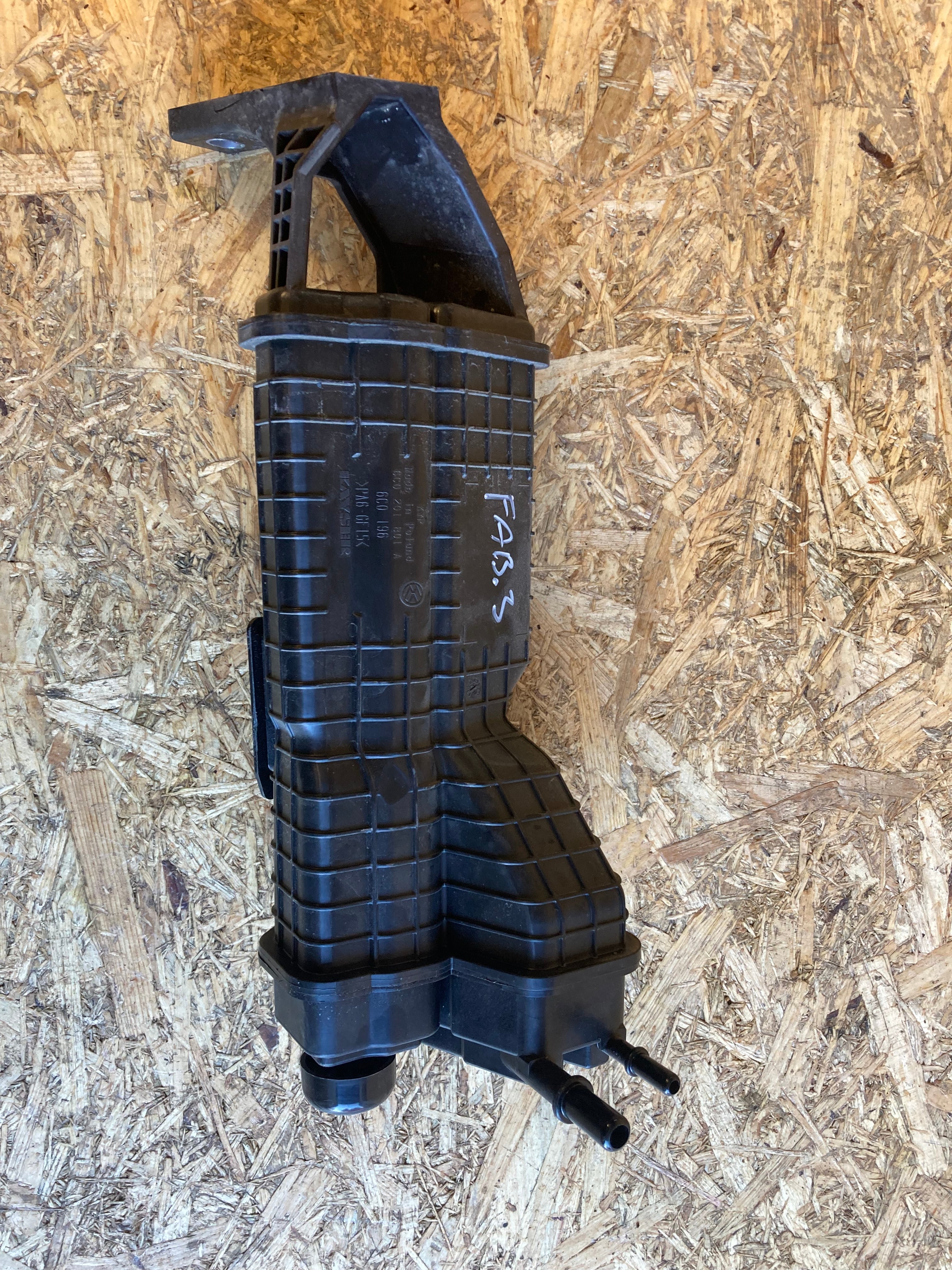 ŠKODA FABIA 3 ,NÁD.AKTIV. UHLÍ, 6C0201801A