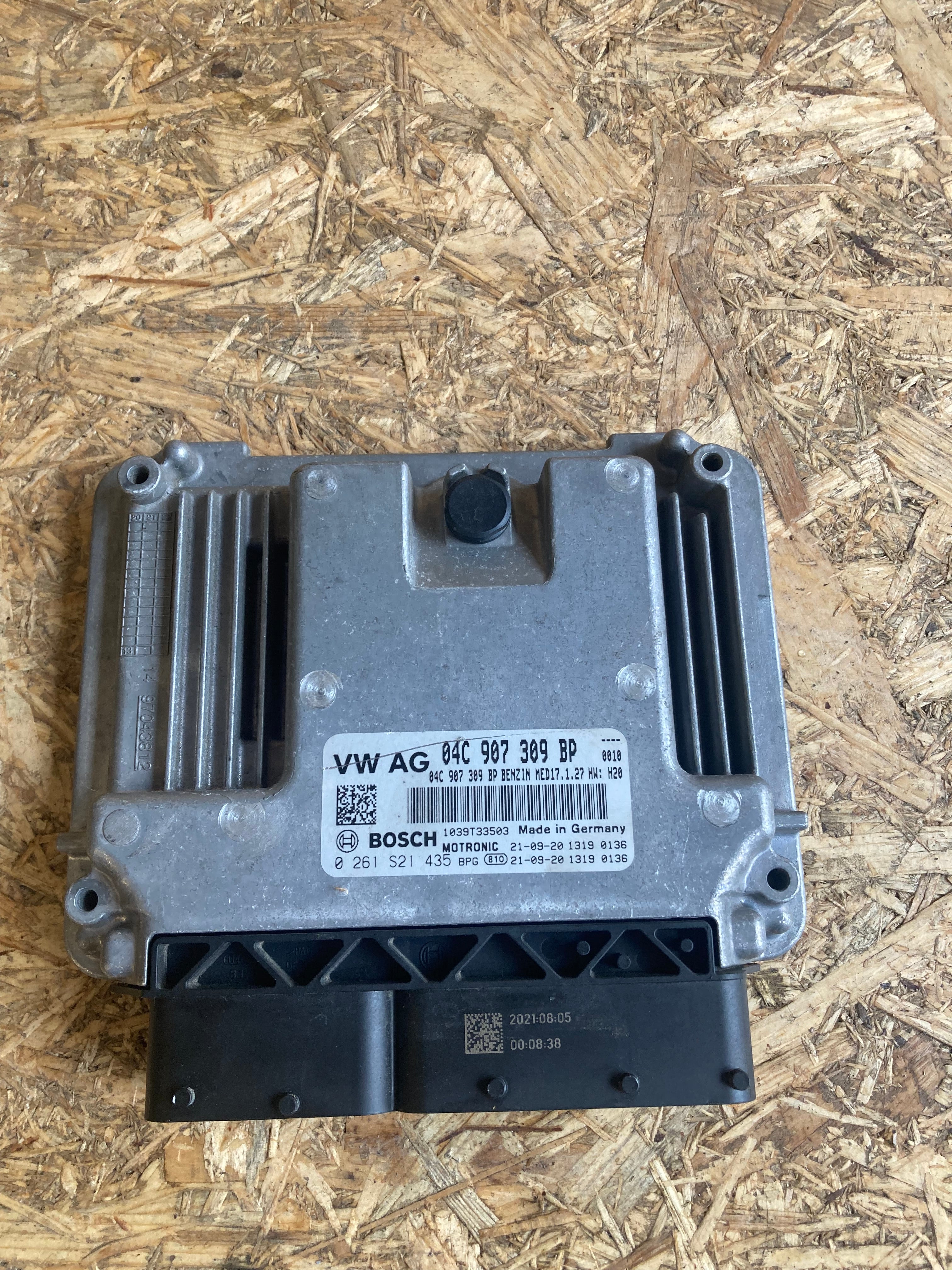 04C907309BP Řídící jednotka benzínového motoru