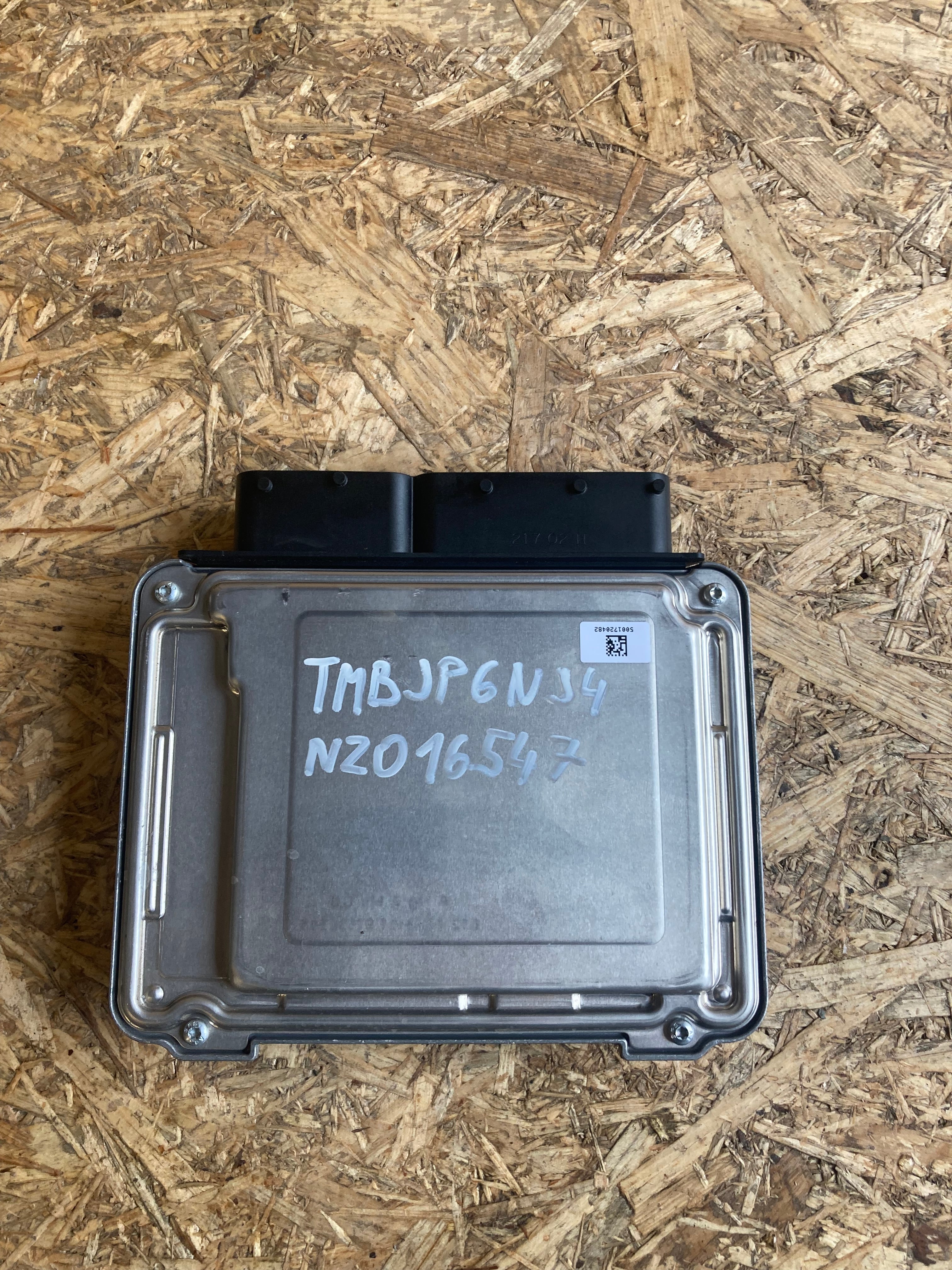 04C907309BP Řídící jednotka benzínového motoru